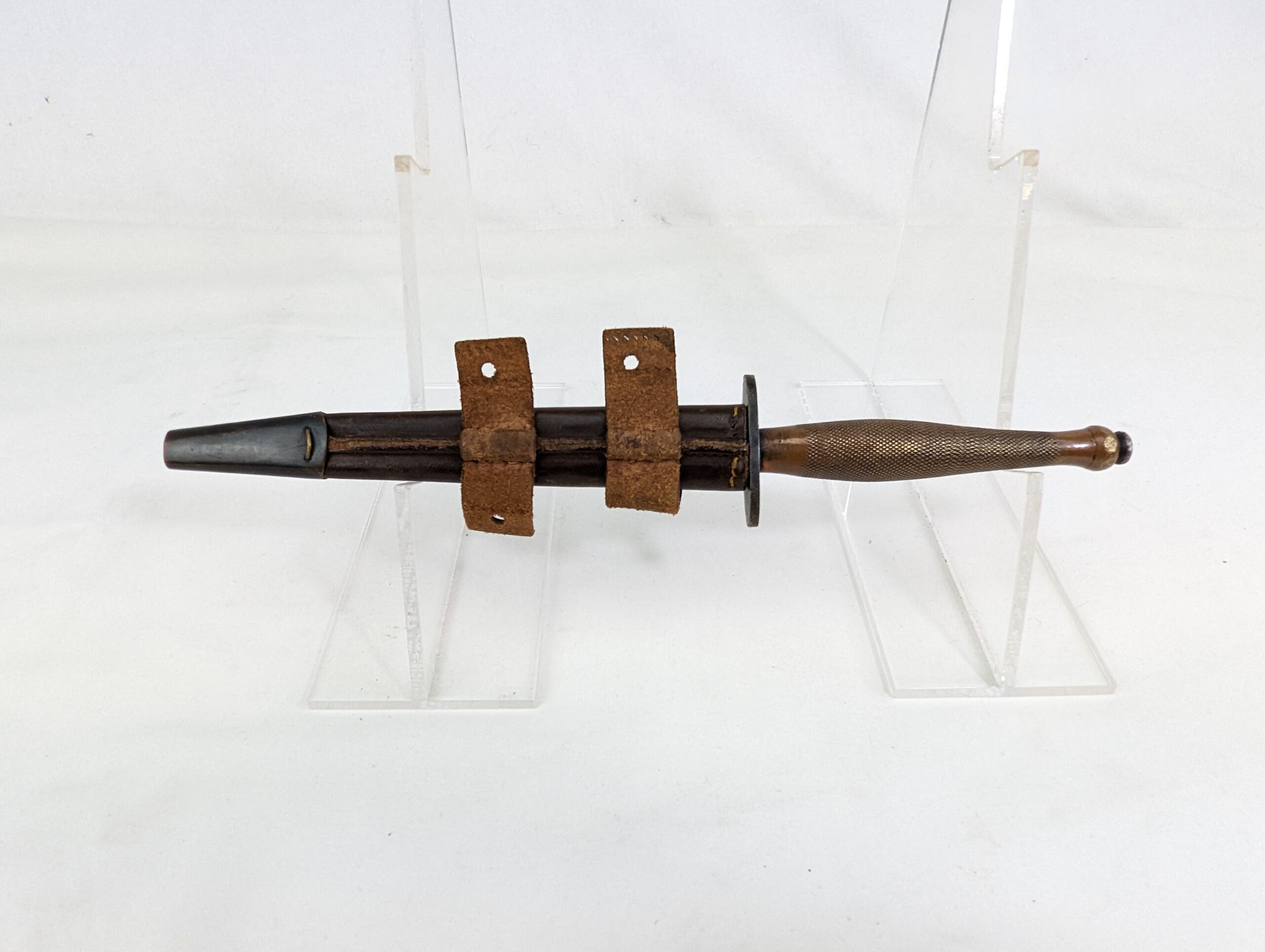 Original WW2 2nd Pattern Fairbairn Sykes Commando Fighting Knife and Scabbard #2 - Image 3