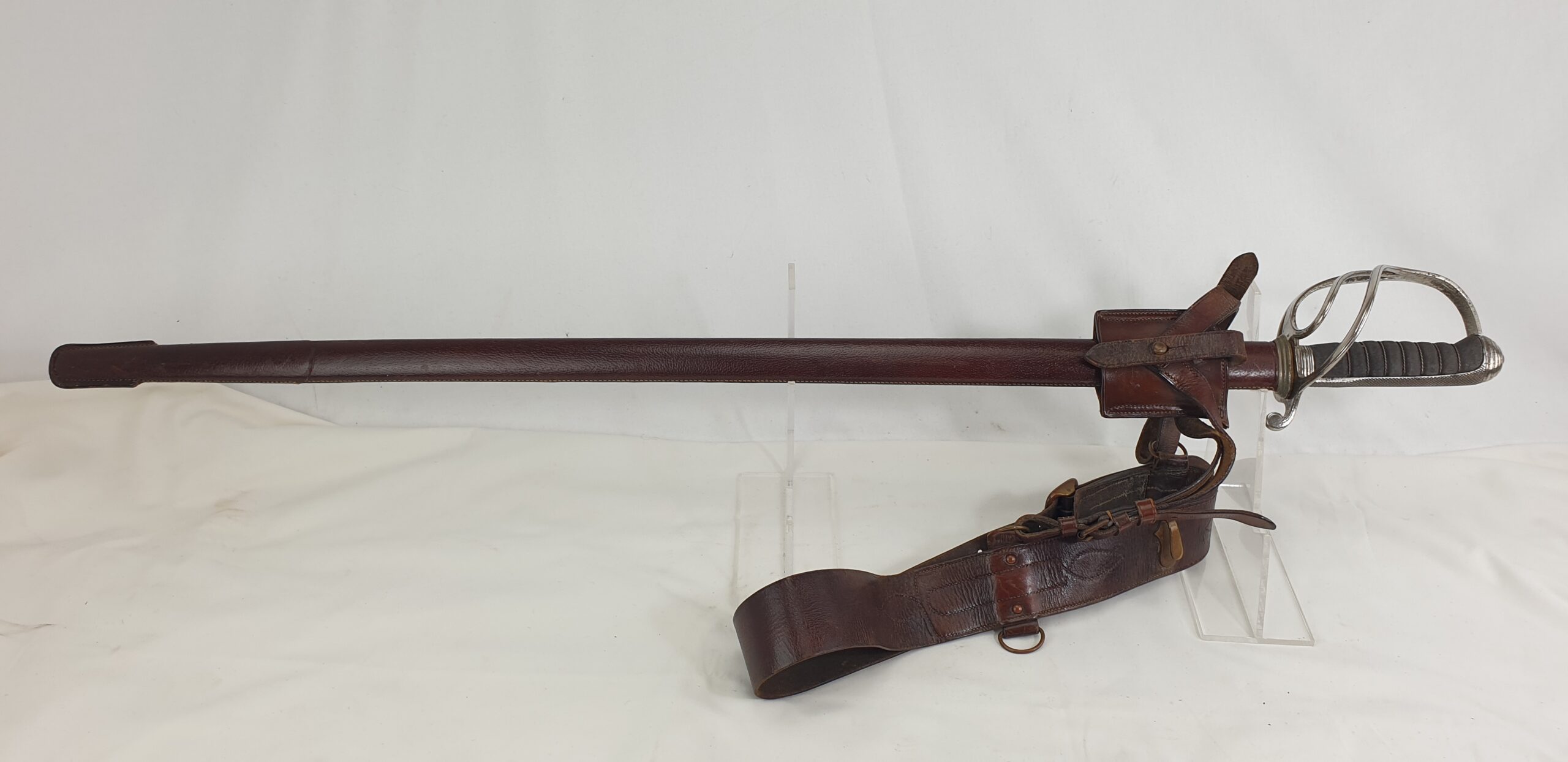 Scottish Lanarkshire Royal Artillery Volunteers Sword 1827 Pattern Light Cavalry Sabre, Leather Frog, Leather Field Scabbard and Belt