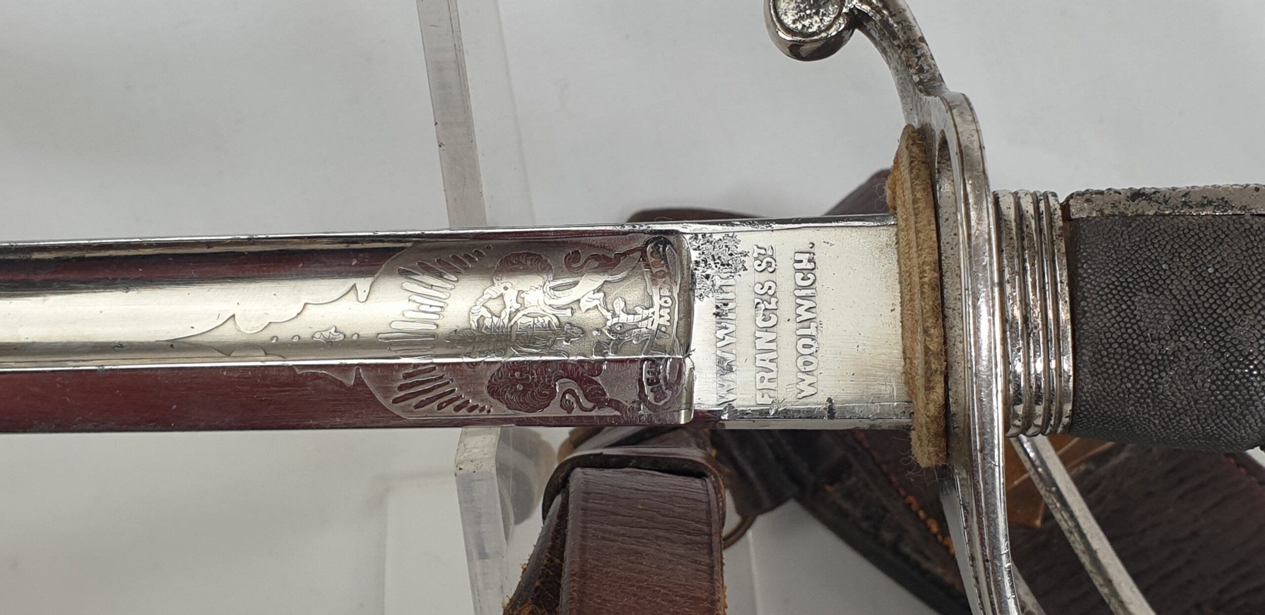 Scottish Lanarkshire Royal Artillery Volunteers Sword 1827 Pattern Light Cavalry Sabre, Leather Frog, Leather Field Scabbard and Belt - Image 11