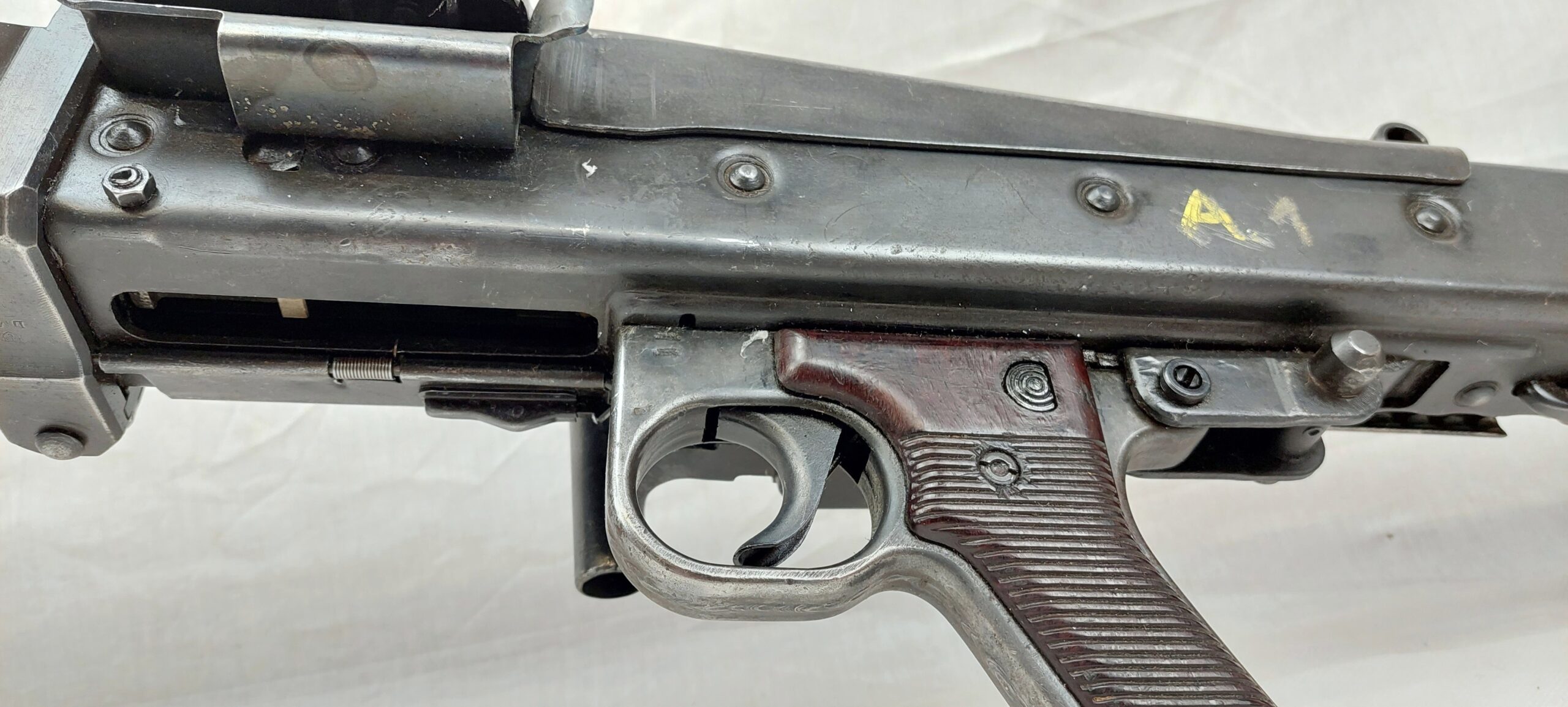 WW2 German Nazi MG42 Machine Gun UK Spec Deactivated - Image 11