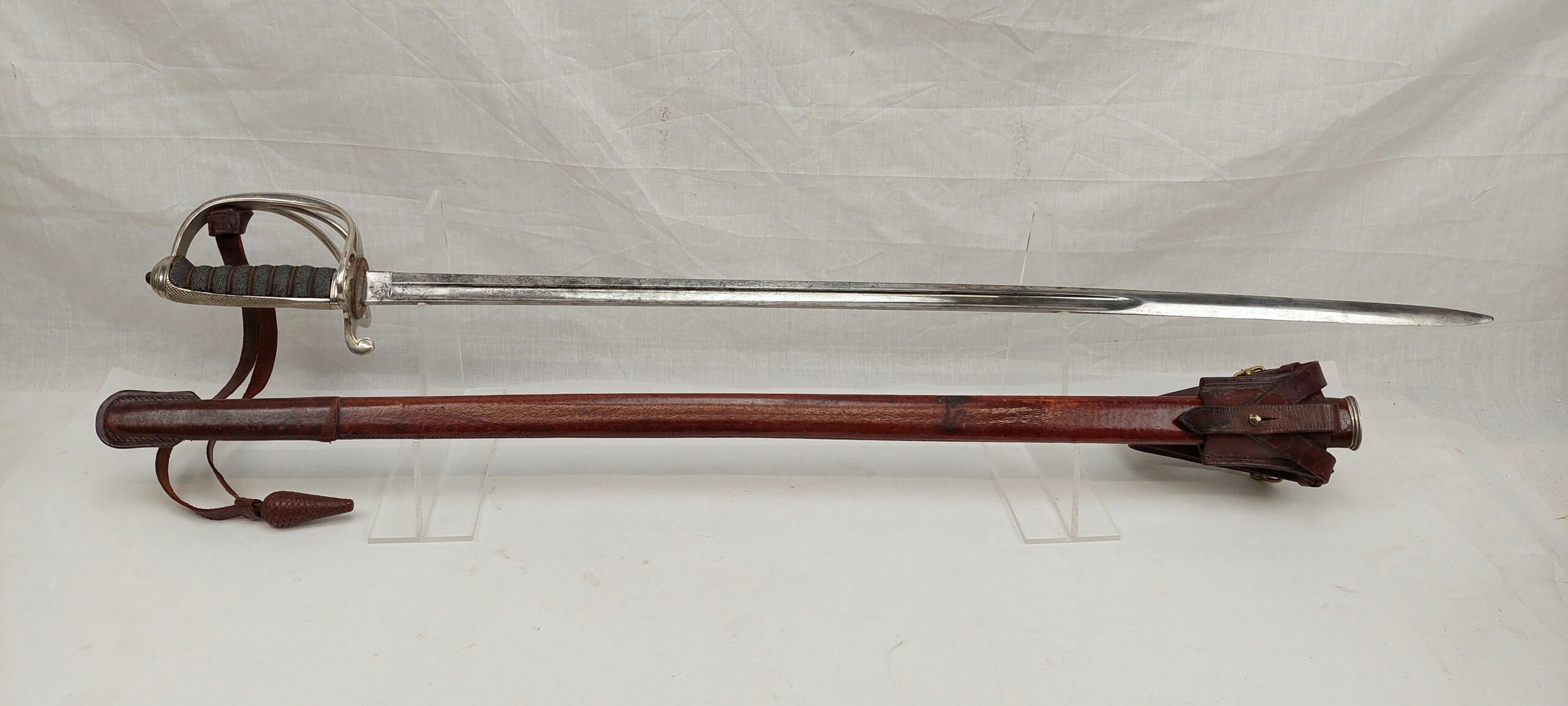 WW1 British Artillery Officers Sword, Scabbard, Frog, Straps And Sword Knot