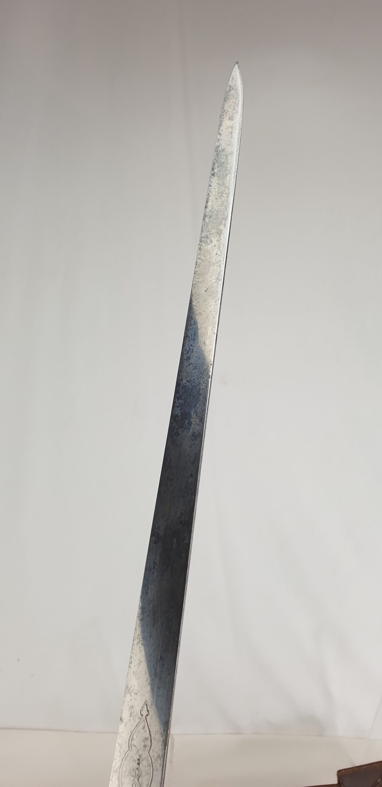 WW1 Era George V 1897 Pattern Royal Engineers Sword by Mole with Scabbard, Frog & Harness of Capt. W. B. Willcox - Image 10