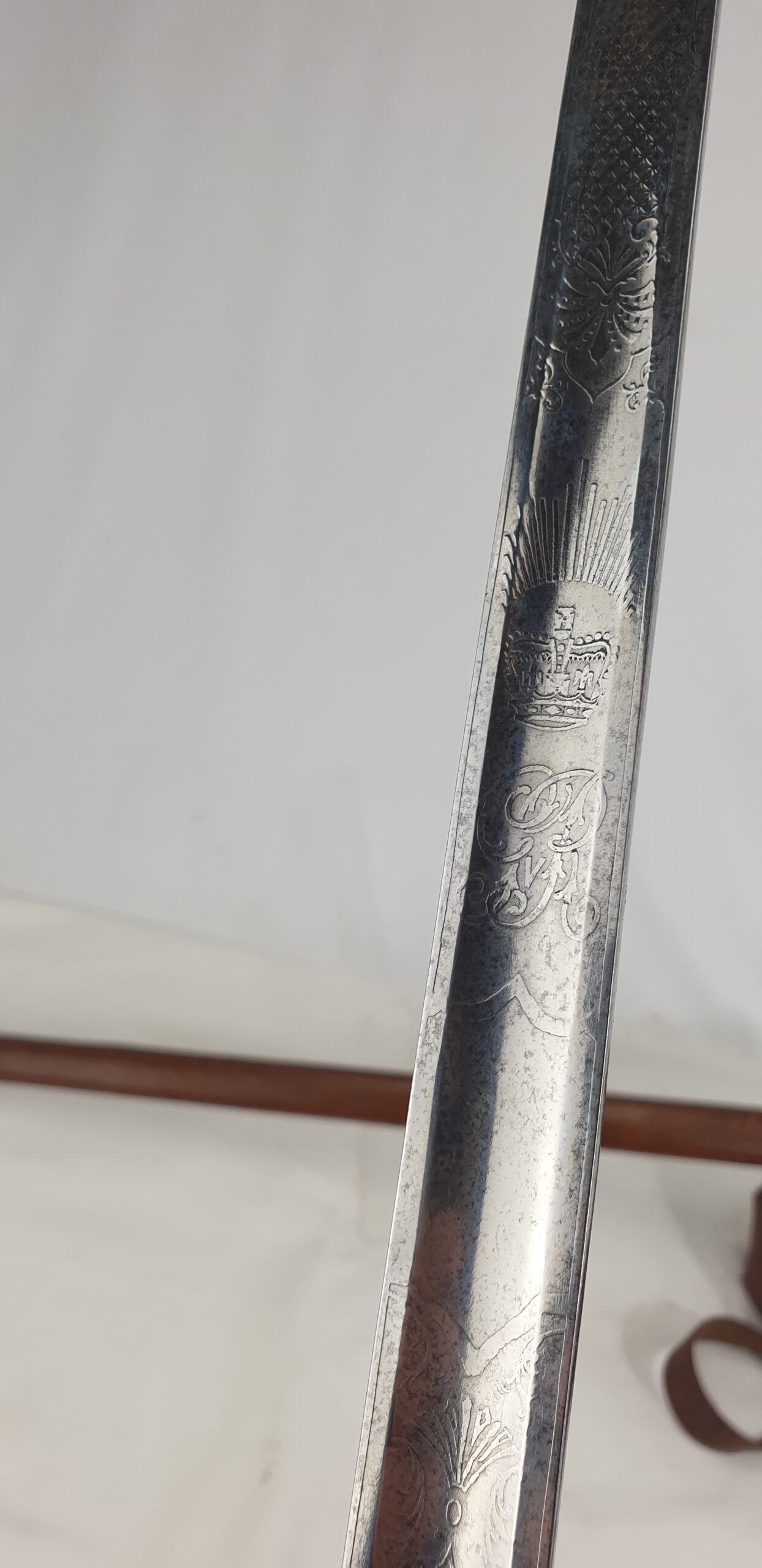WW1 Era George V 1897 Pattern Royal Engineers Sword by Mole with Scabbard, Frog & Harness of Capt. W. B. Willcox - Image 8