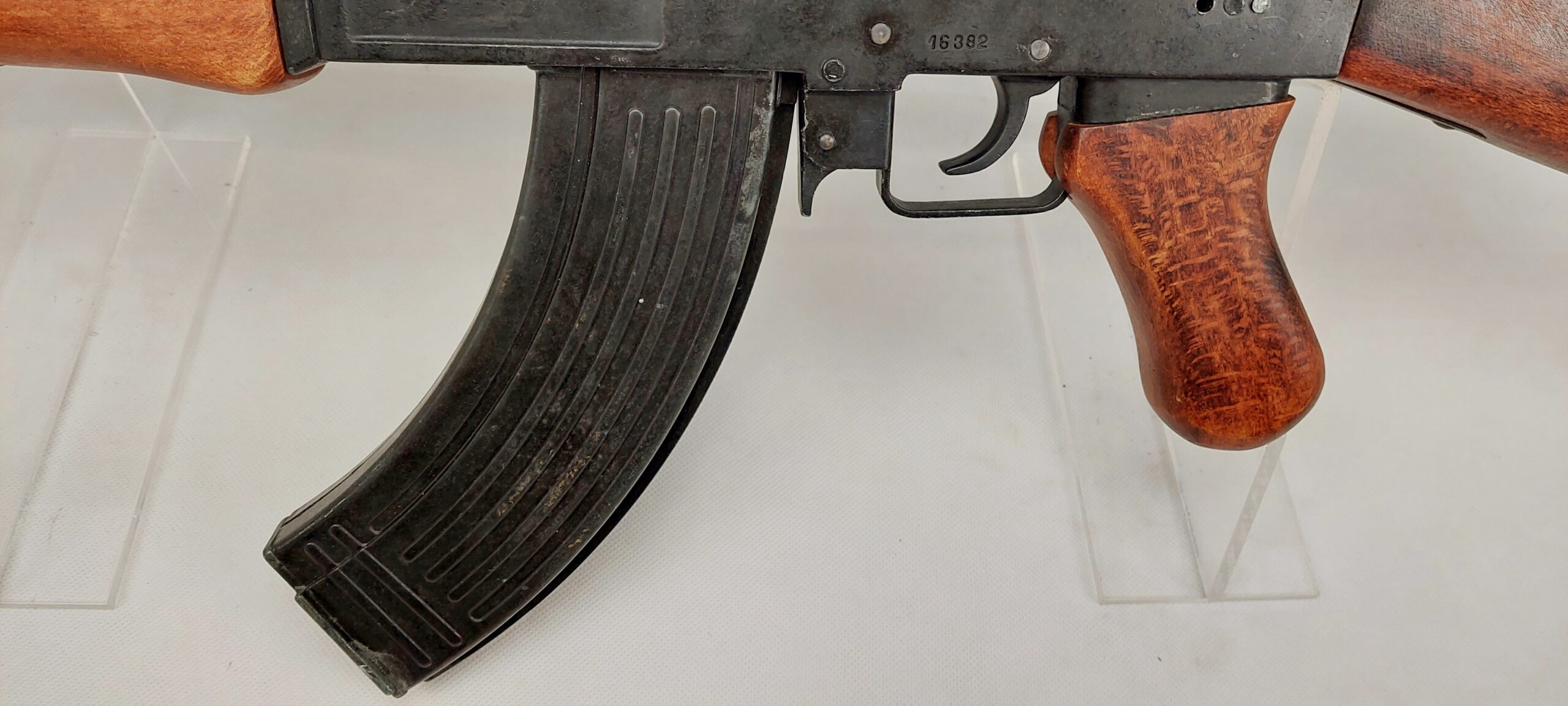 Well Made Replica Inert AK47 Assault Rifle - Image 8