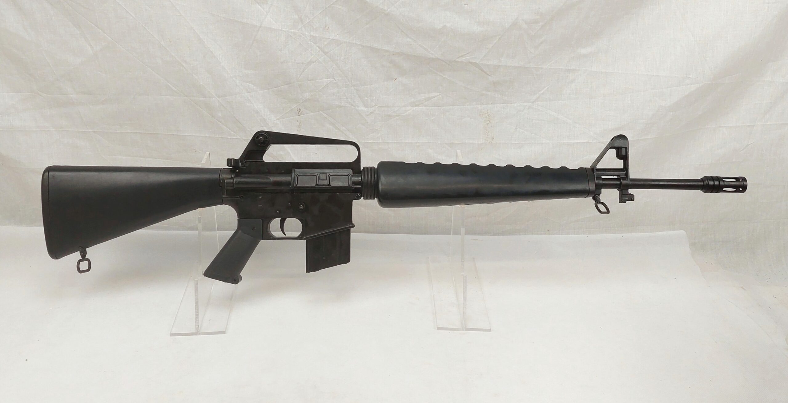 Well Made Replica Inert Denix M16 Assault Rifle