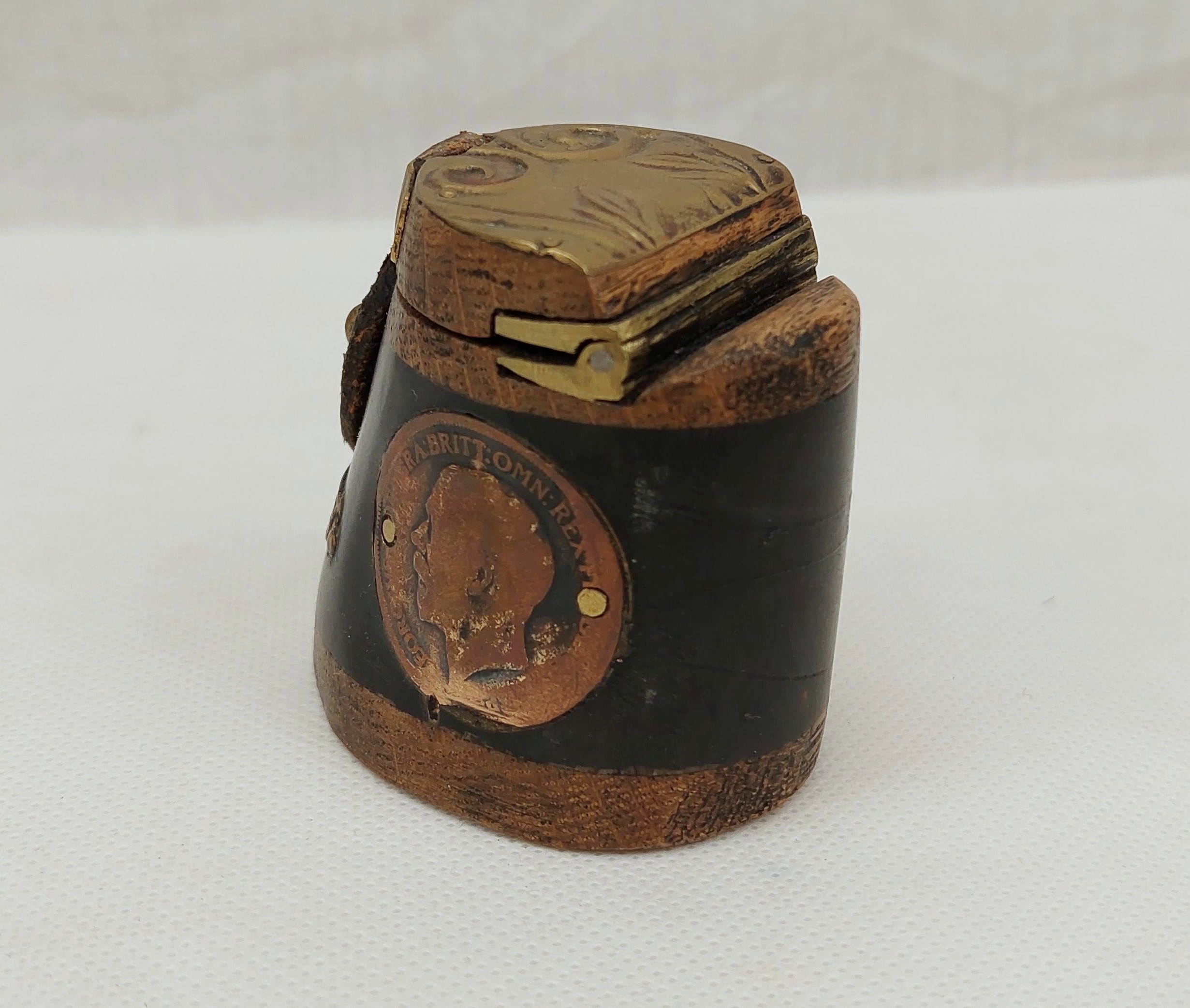 1917 Imperial Camel Corp Snuff Box - Image 5