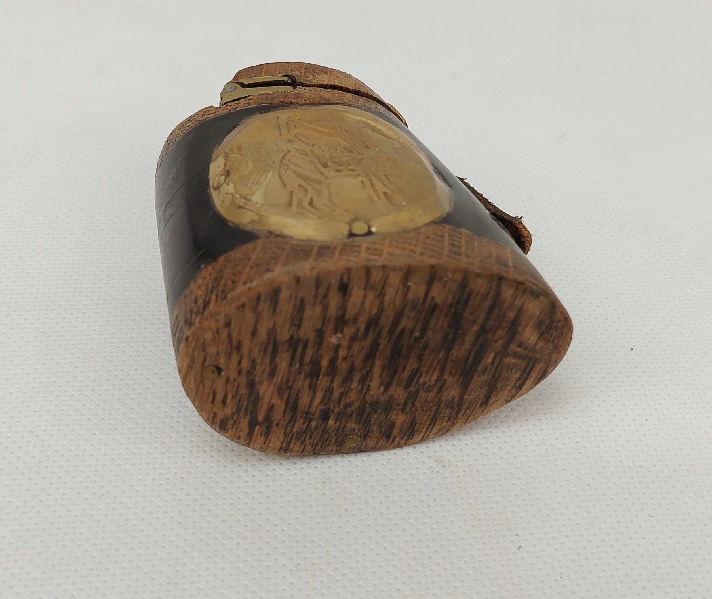 1917 Imperial Camel Corp Snuff Box - Image 2