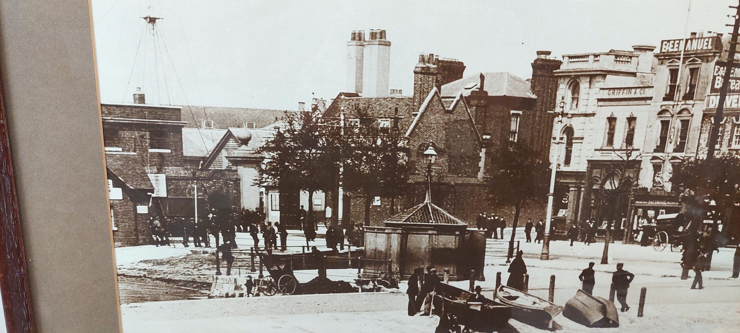 Framed Copy Of A Circa 1900 Print Of The Hard Portsmouth - Image 2