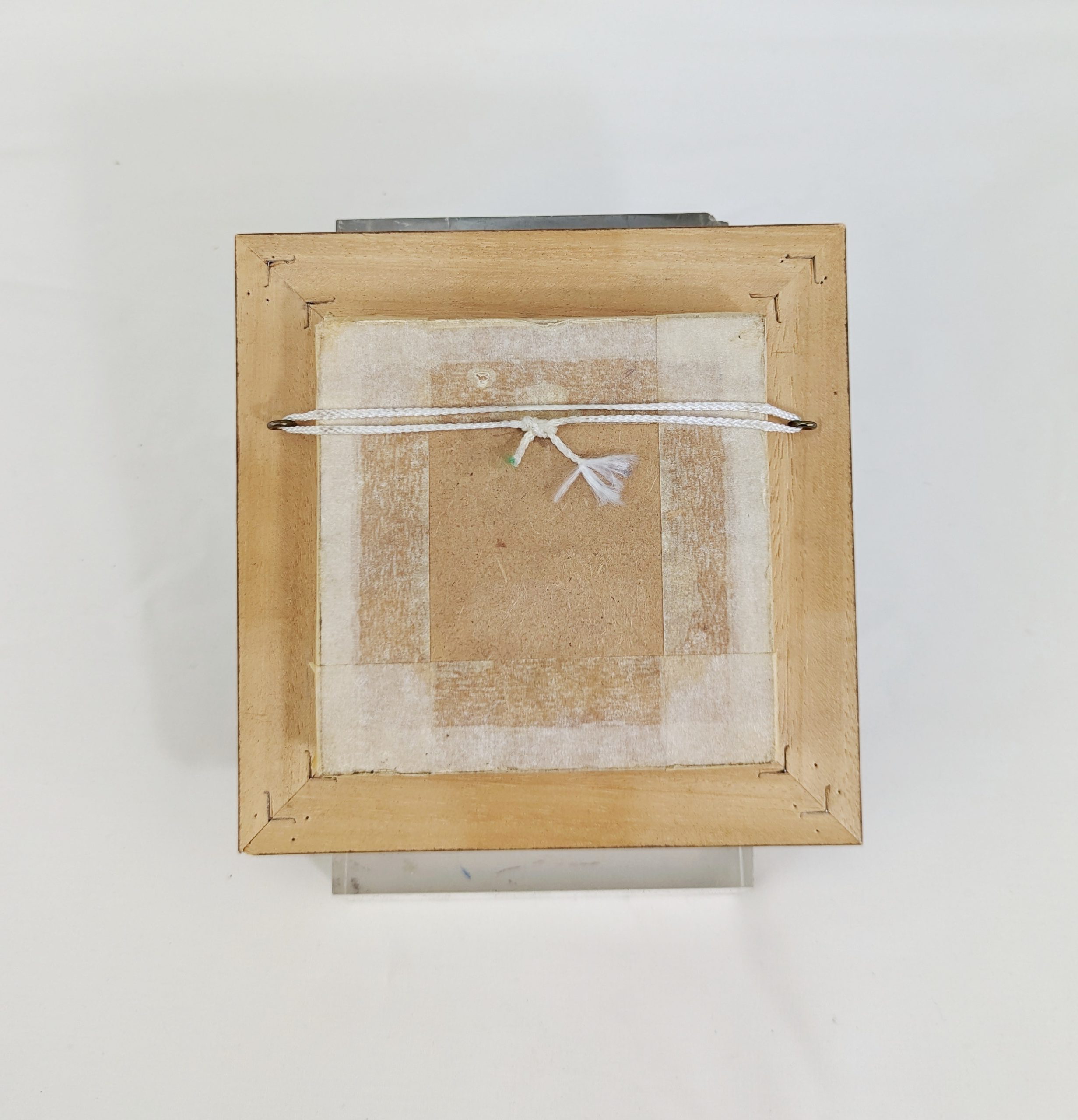 Framed Metric Rounds - Image 3