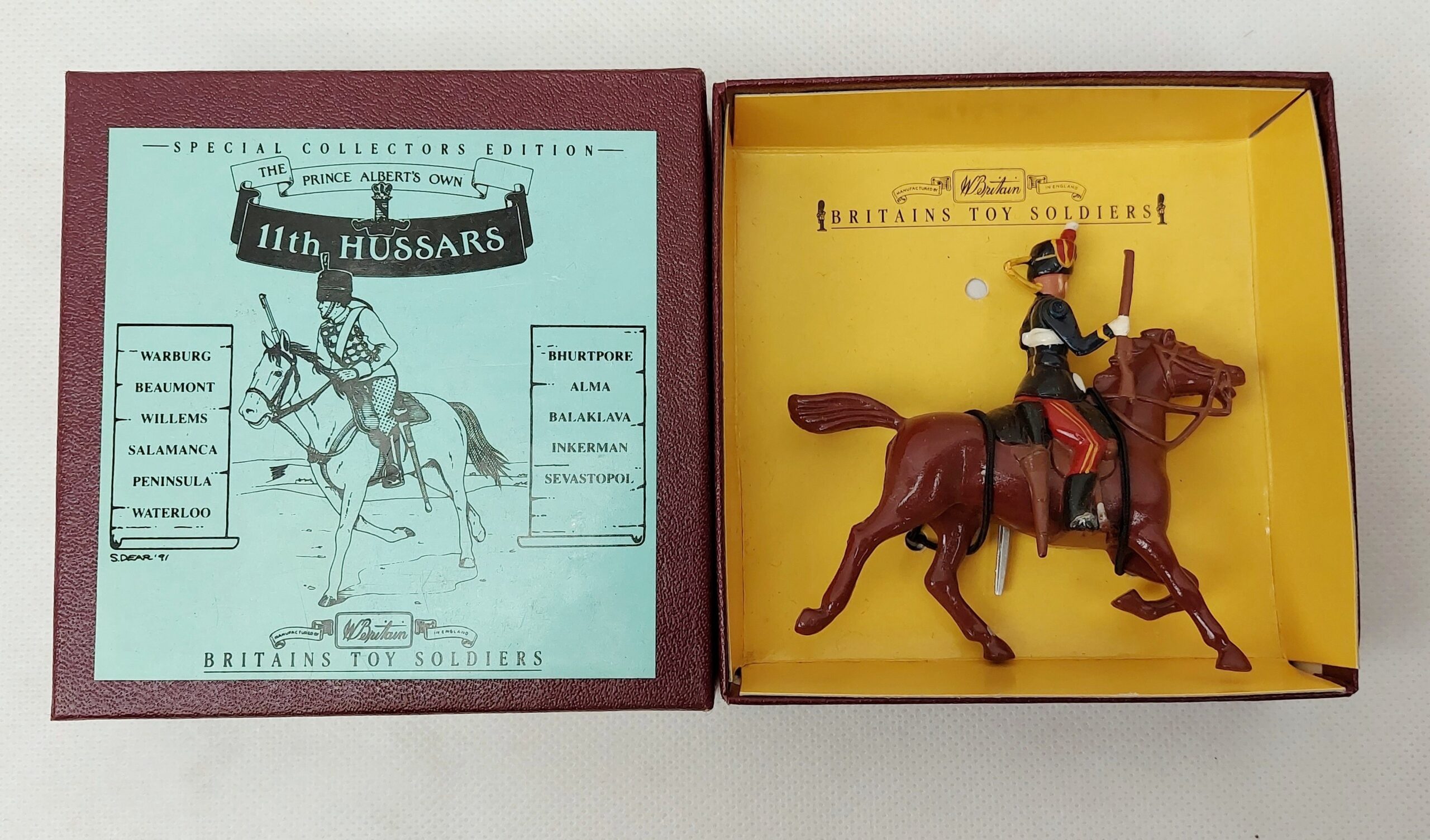 Britains Toy Soldiers 8820 – 11th Hussars Figure On Horseback - Boxed