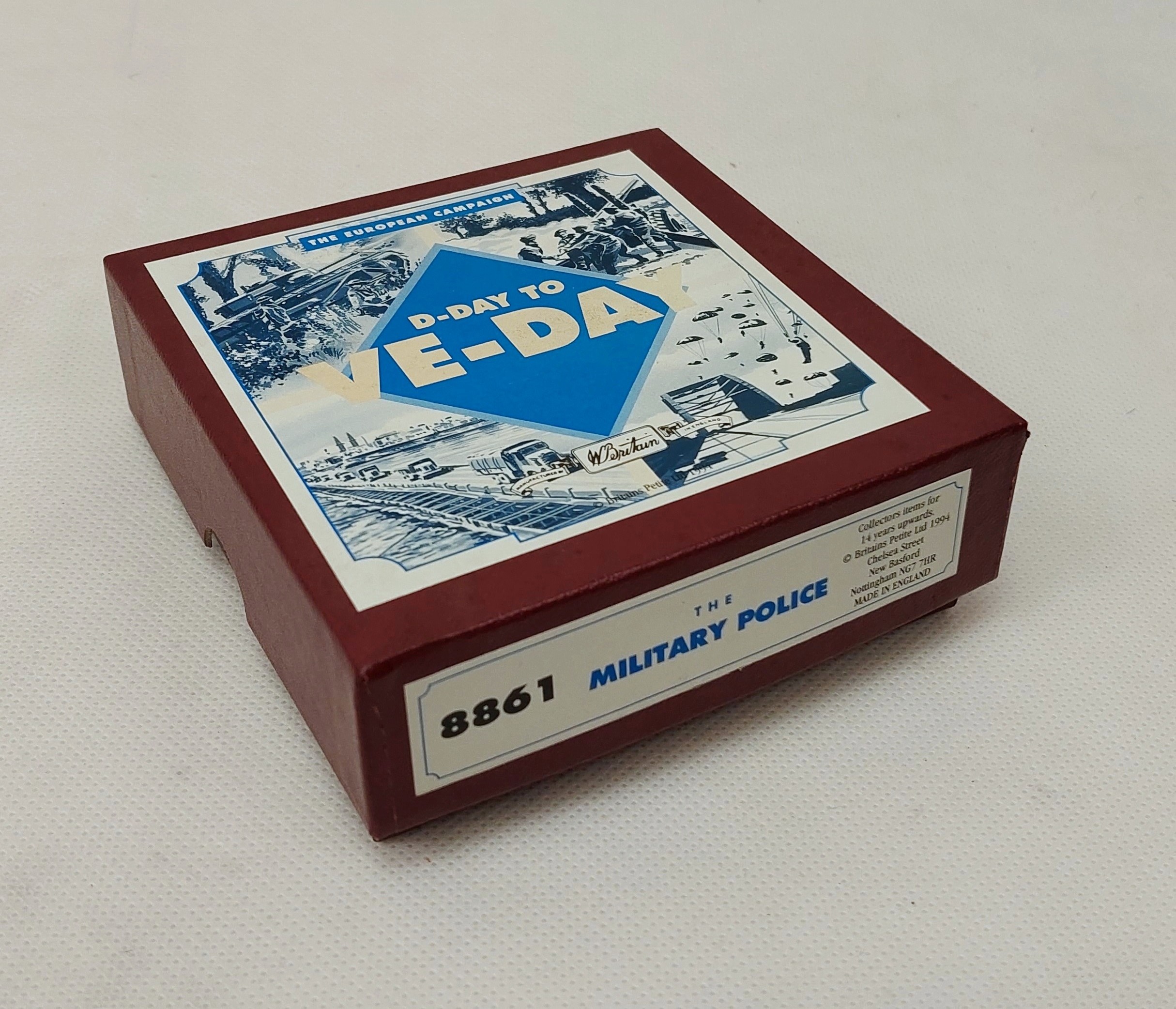 Britains Toy Soldiers 8861 –European Campaign – D-Day to VE-Day – Military Police - Boxed - Image 3