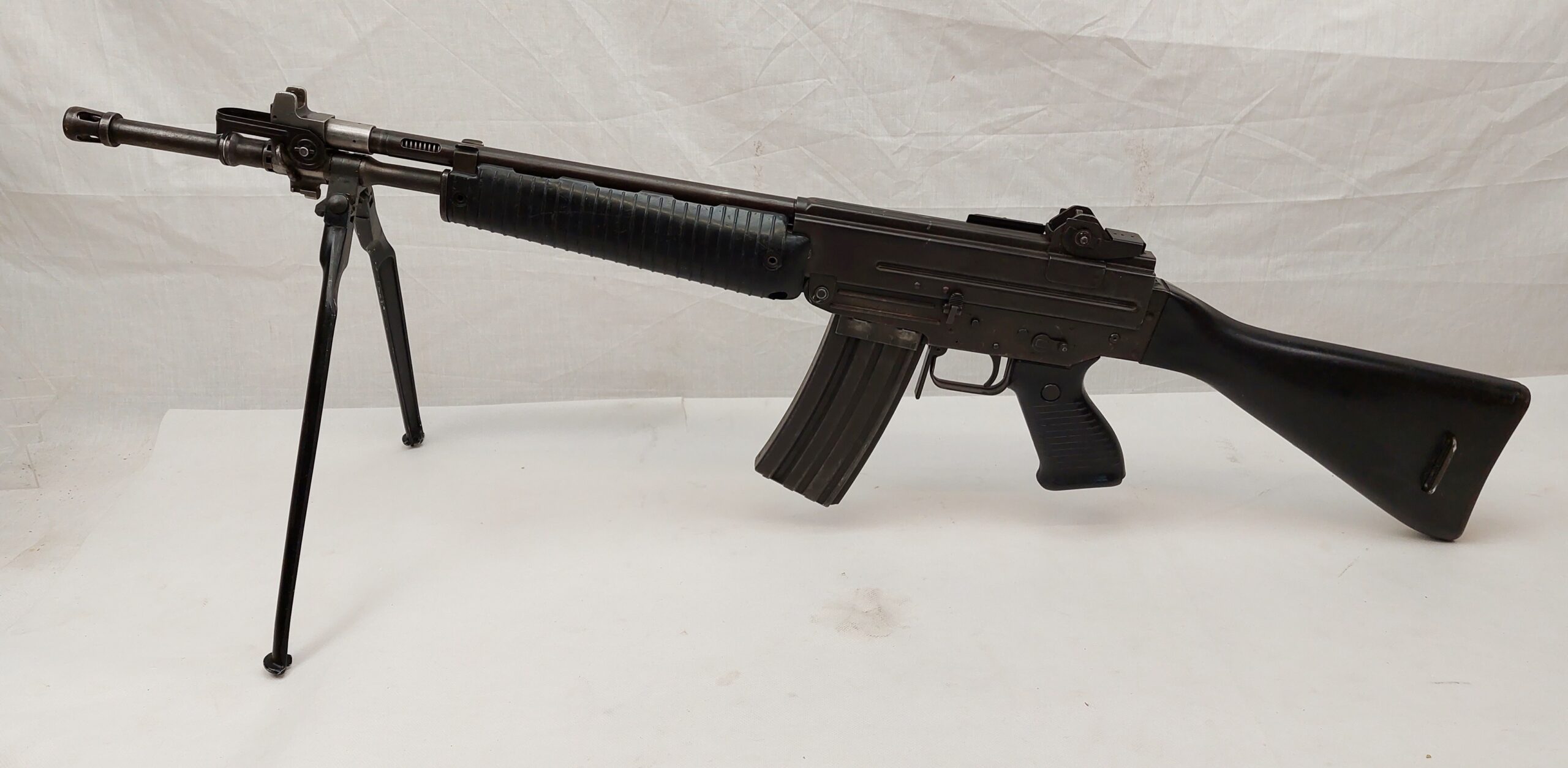 Deactivated AR70/223 Assault Rifle/Light Machine Gun - Image 12