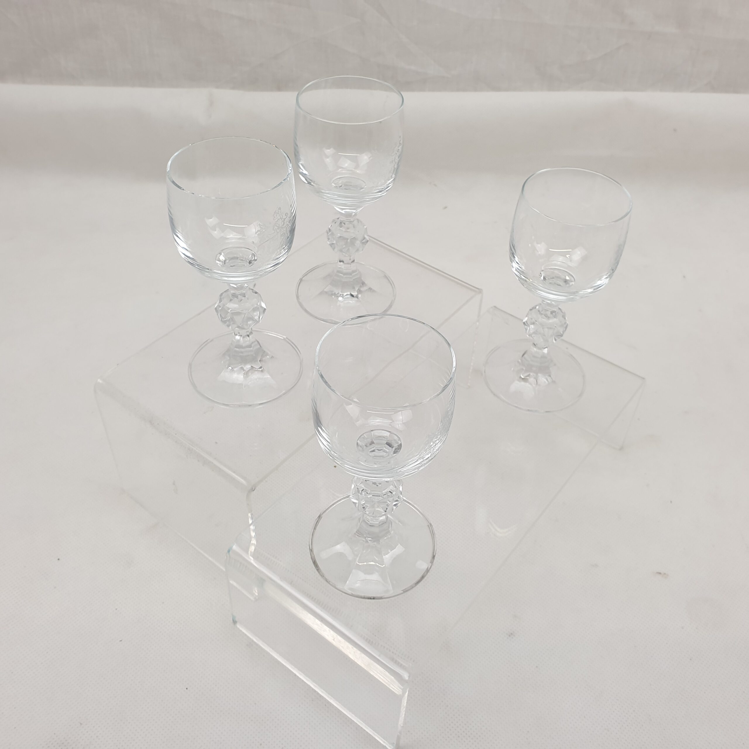 Set Of 4 Cut Glass Trinity Lighthouse Sherry Glasses - Image 3