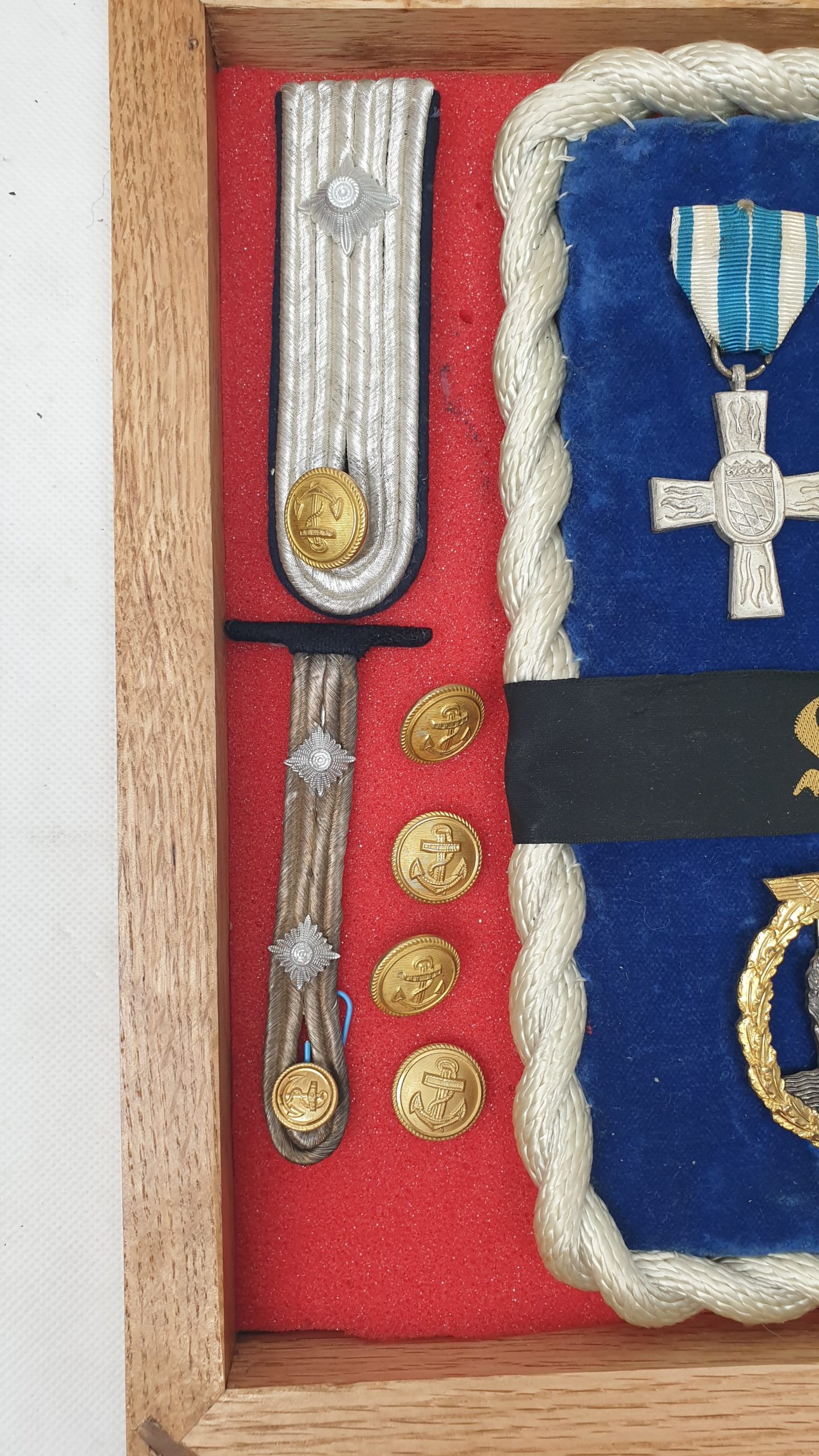 WW1, WW2 And Post-WW2 German Militaria Display - Image 13