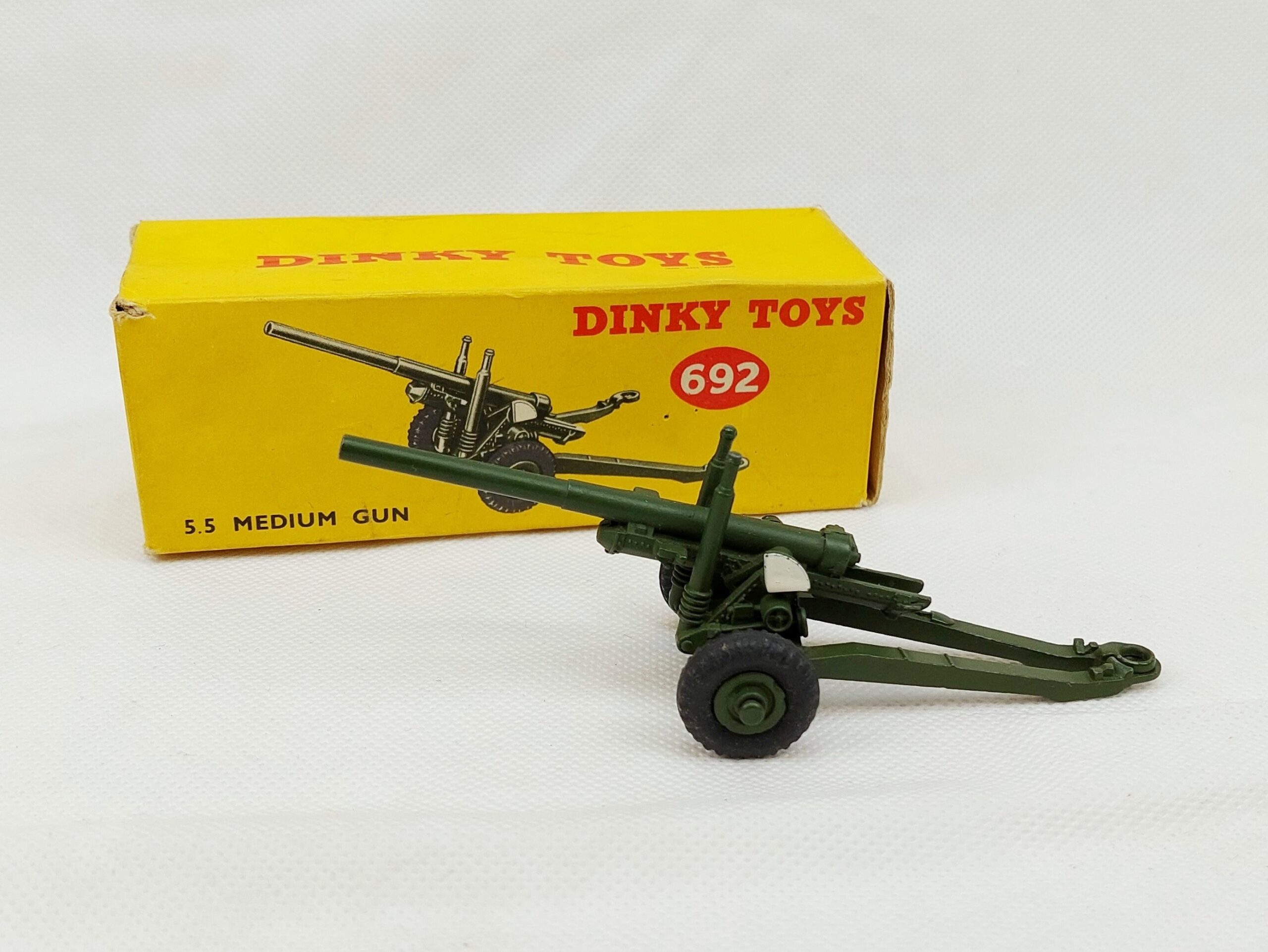 Dinky Toys 692 5.5 Inch Medium Gun