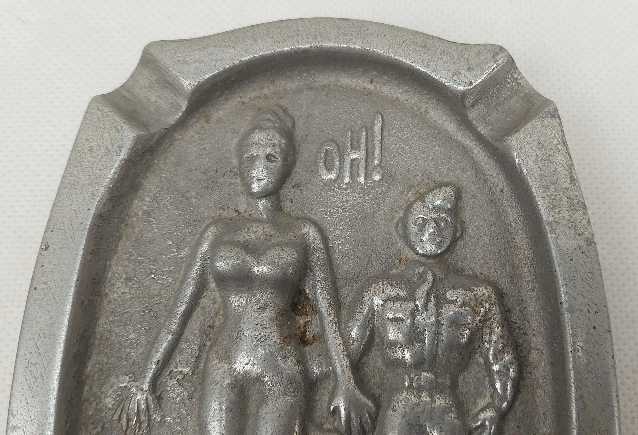 WW2 Saucy Novelty Double Sided Soldier Ashtray - Image 3