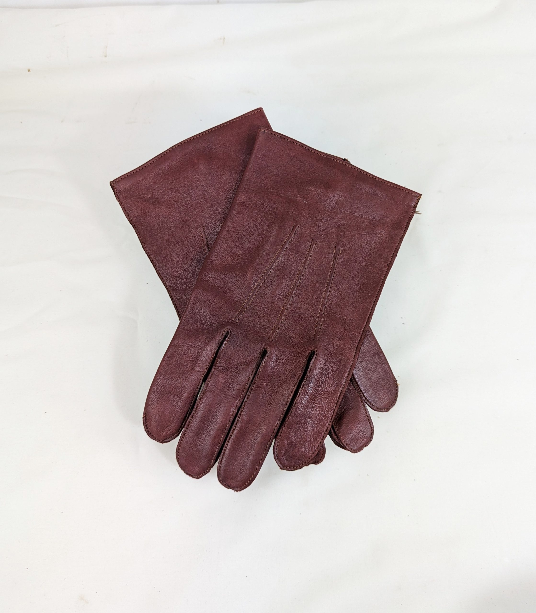 Major P.R. Elliot Royal Artillery Officer No.1 Cap with Gloves - Image 13