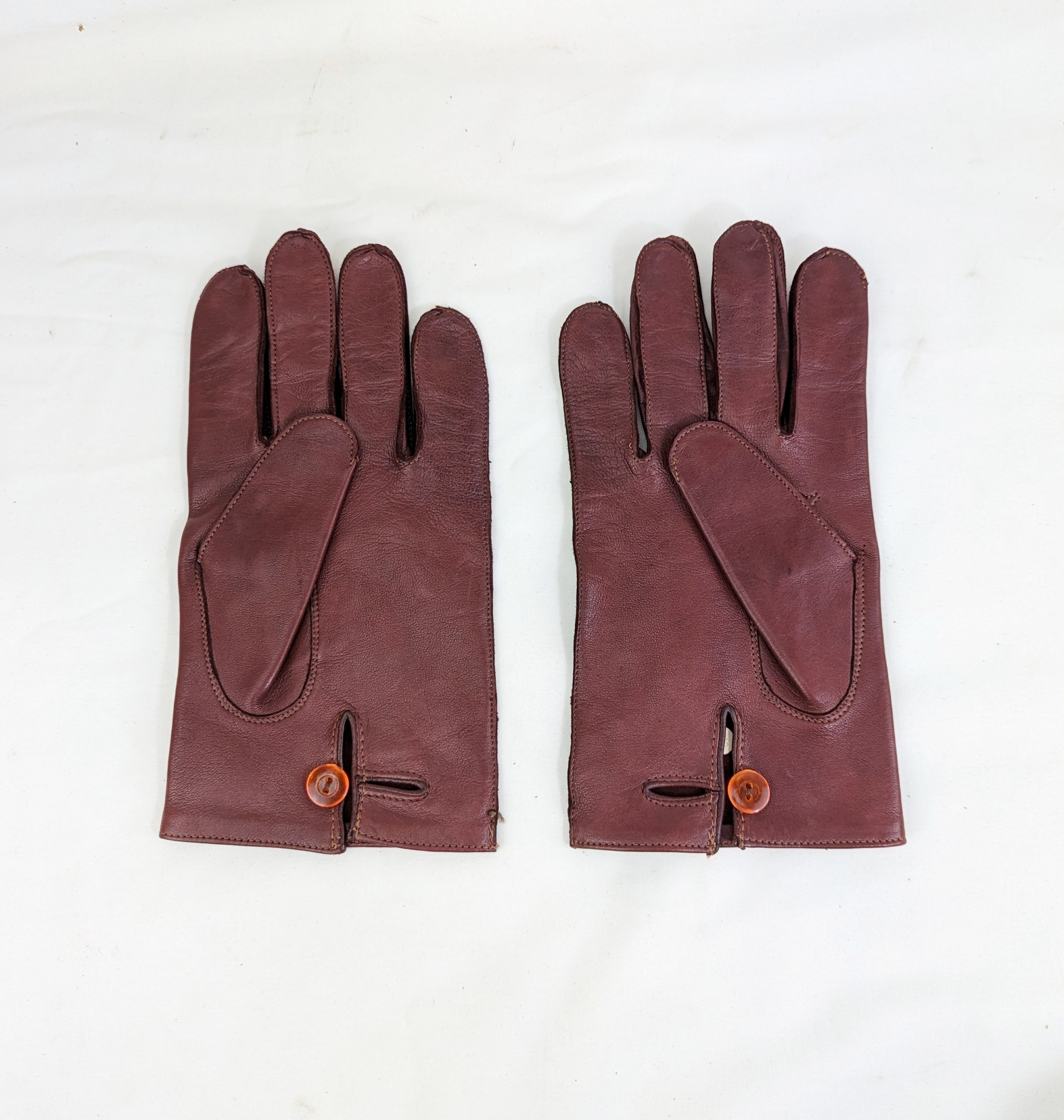 Major P.R. Elliot Royal Artillery Officer No.1 Cap with Gloves - Image 14