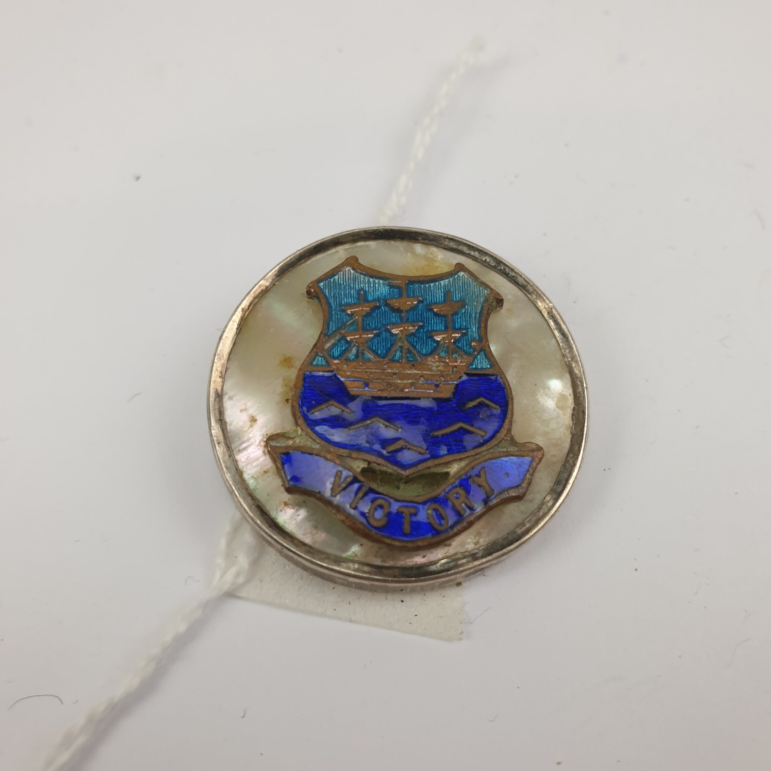WW1 Victory Sweetheart Badge