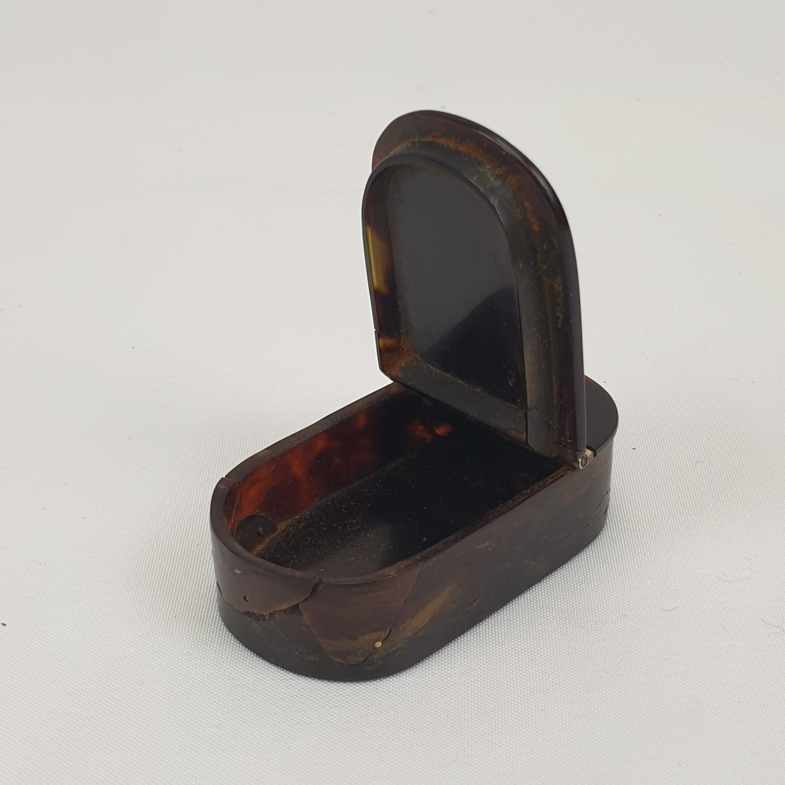 18th Century Tortoiseshell And Rose Gold Snuff Box - Image 10