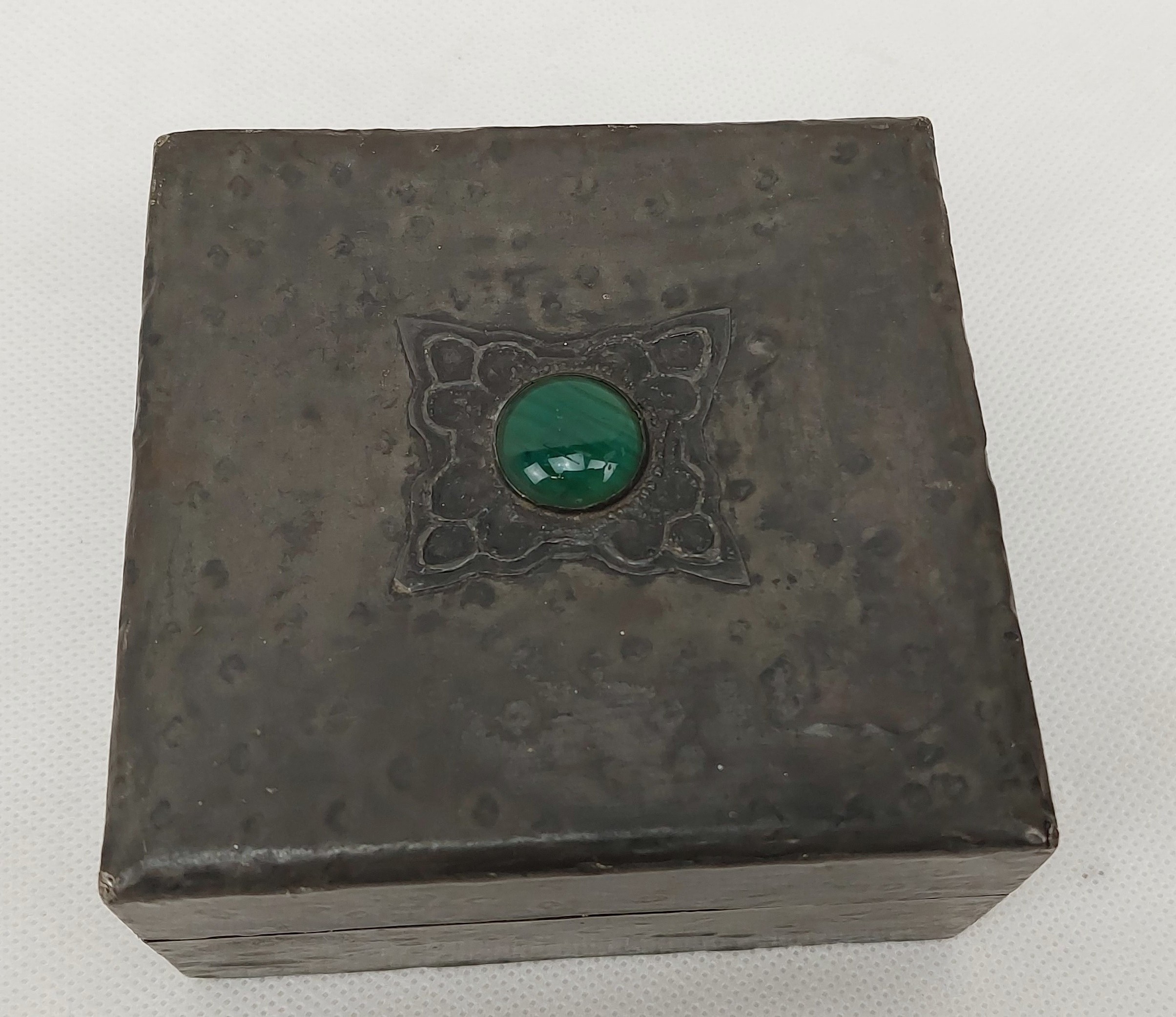 Art Nouveau Pewter And Cabochon Trinket Box - Image 2
