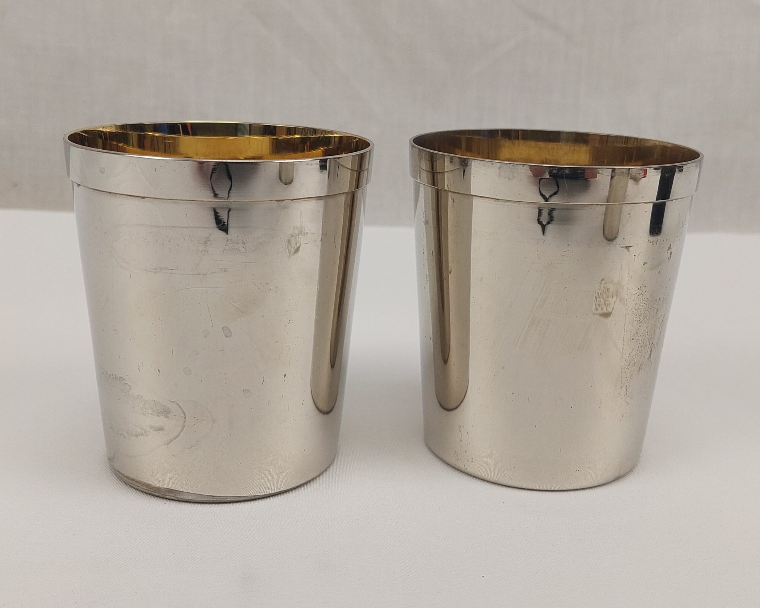 Circa 1920 Set Of 4 Silver Plated And Gilt Cased Stirrup Cups By Aspery - Image 5