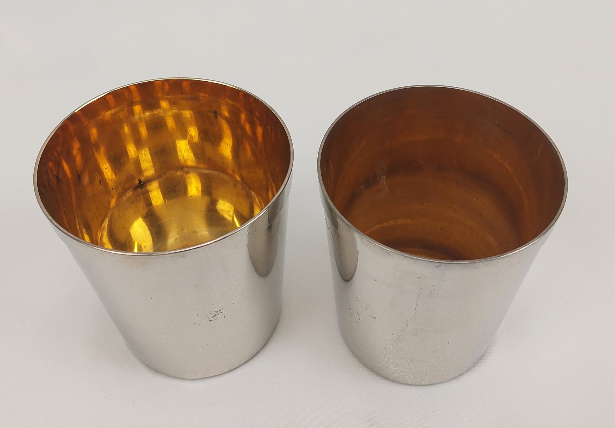 Circa 1920 Set Of 4 Silver Plated And Gilt Cased Stirrup Cups By Aspery - Image 4