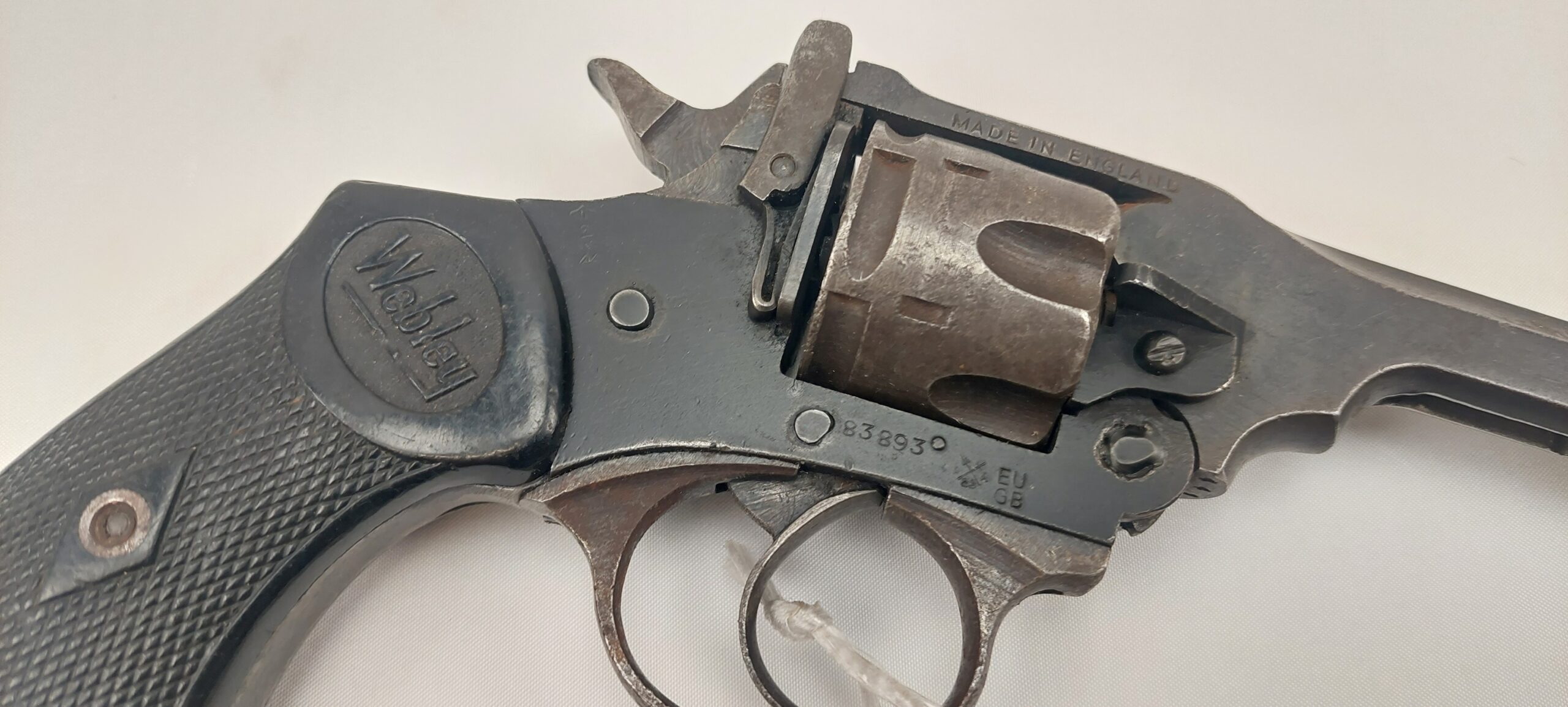 EU Spec Deactivated WW2 Webley Mark 4 Service Revolver Serial Number 83893 - Image 7
