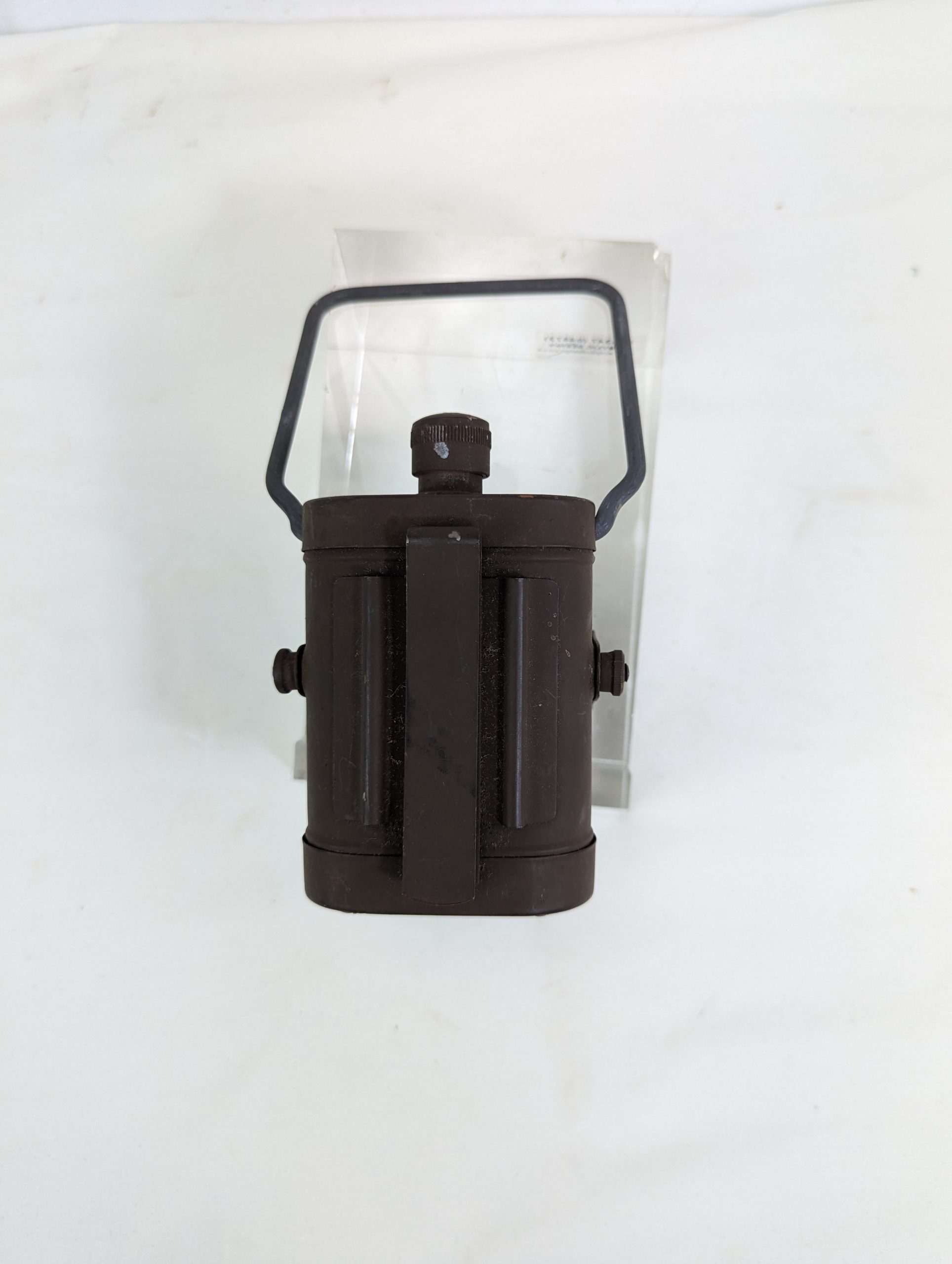 British WW2 Blackout Lantern/Flashlight - Image 6