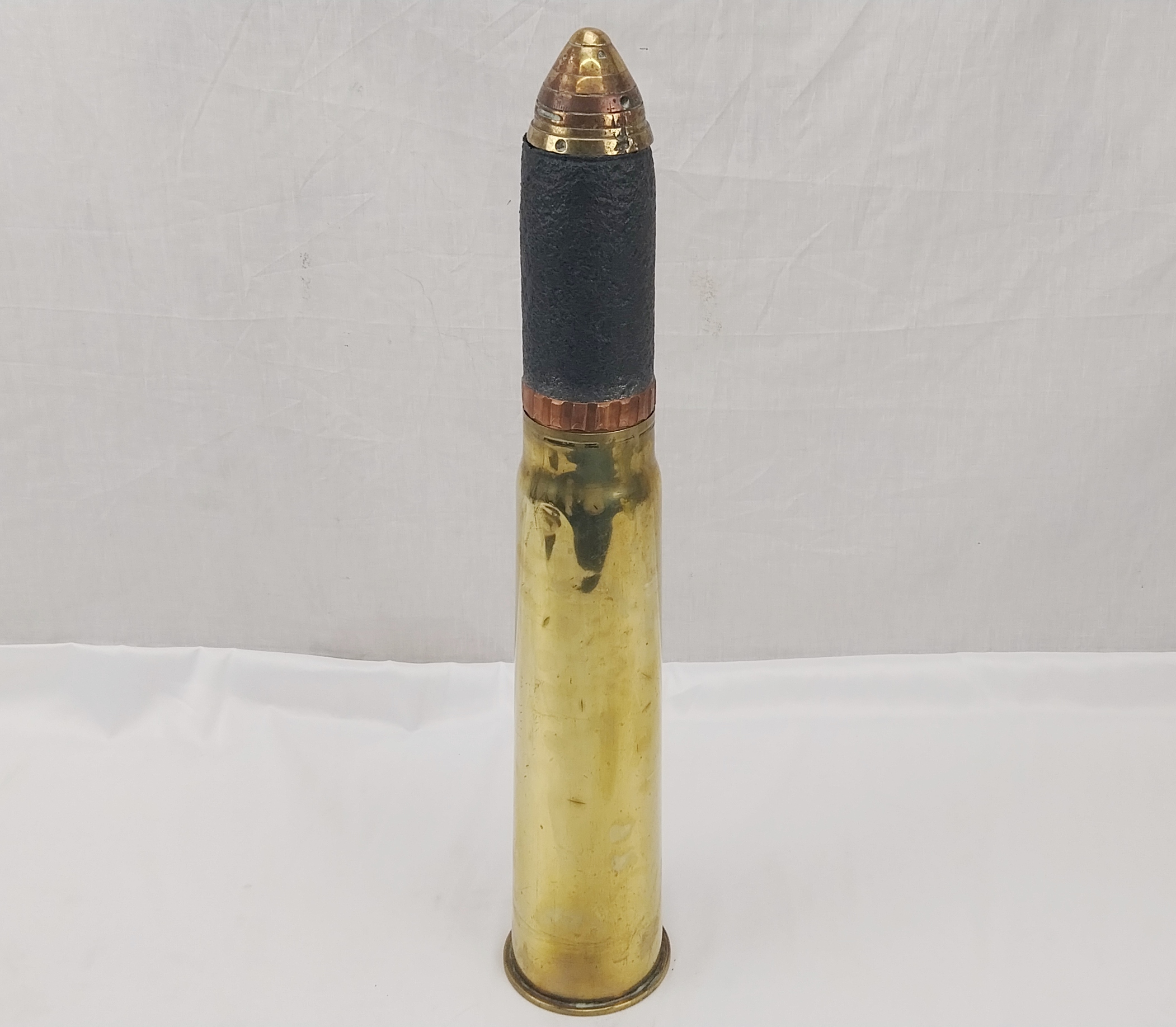 WW1 British 3 Inch 20cwt Artillery Shell