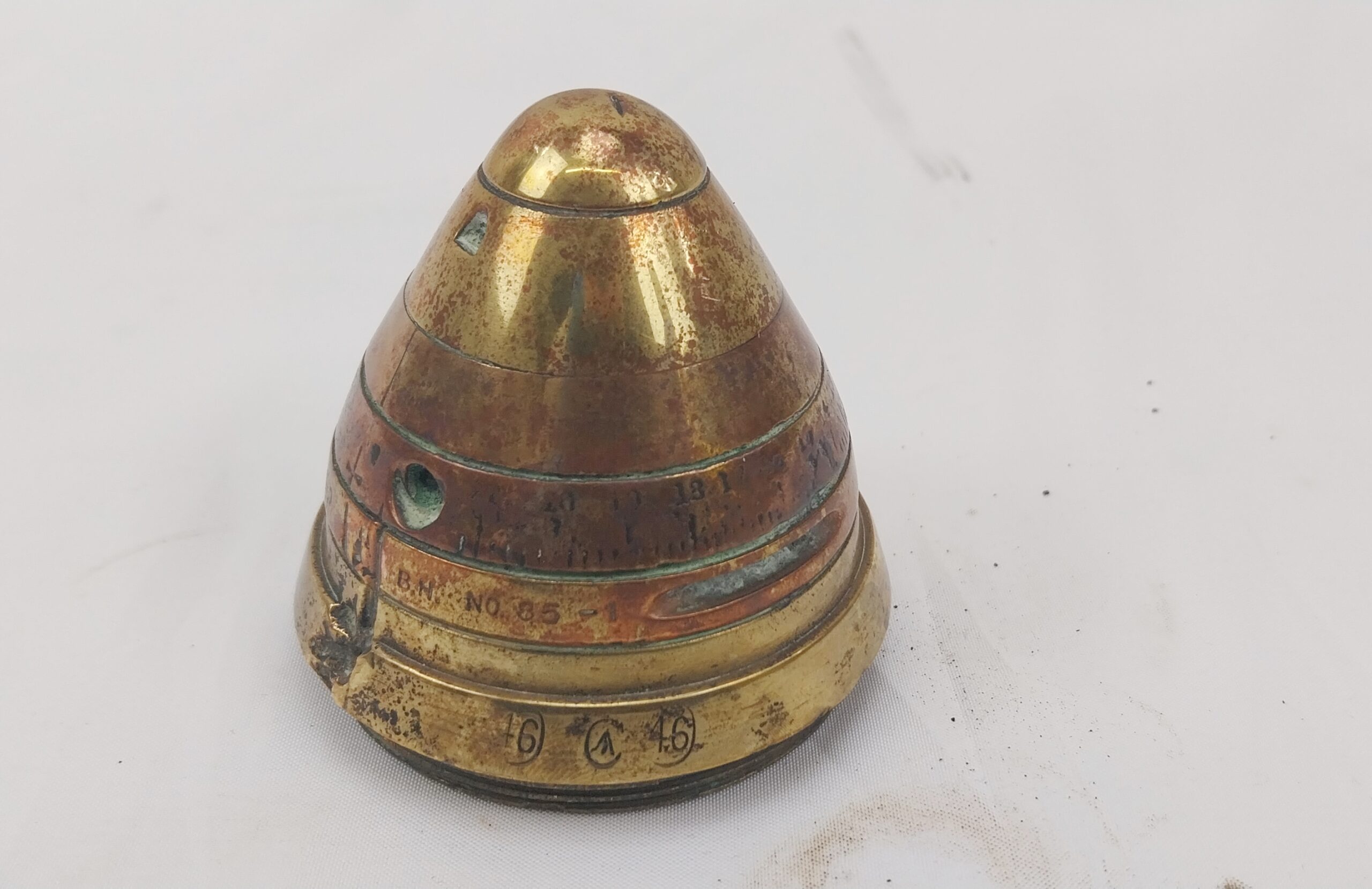WW1 British 3 Inch 20cwt Artillery Shell - Image 2