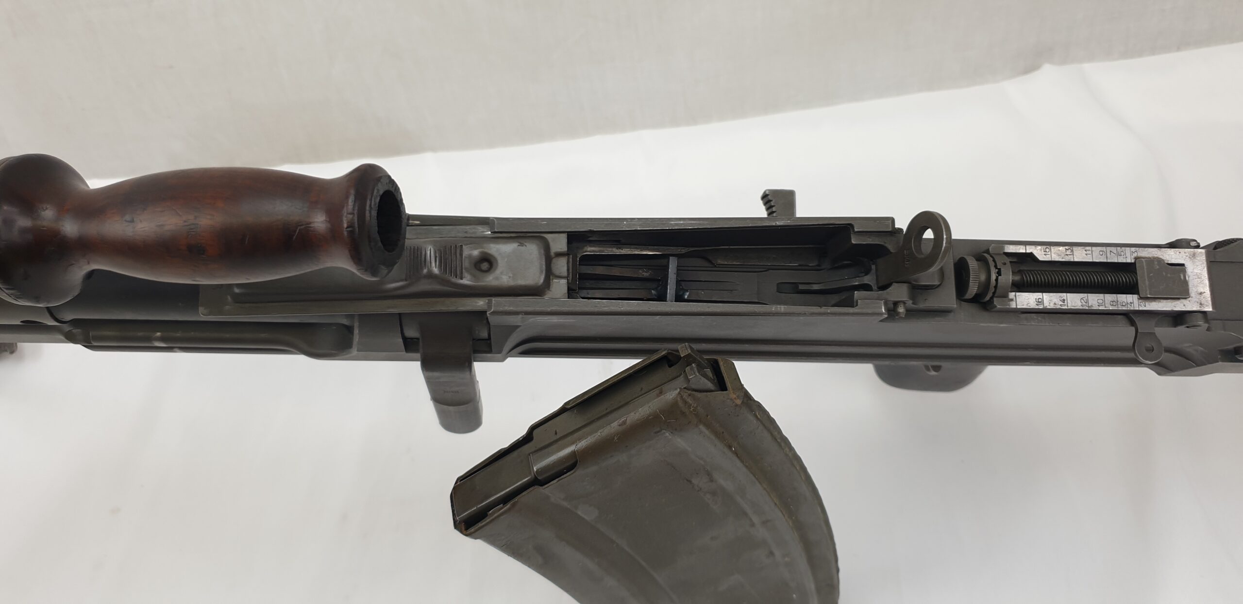A Post-War Italian Bren Mk II Light Machine Gun by Breda Cal. 7.62mm - Image 6