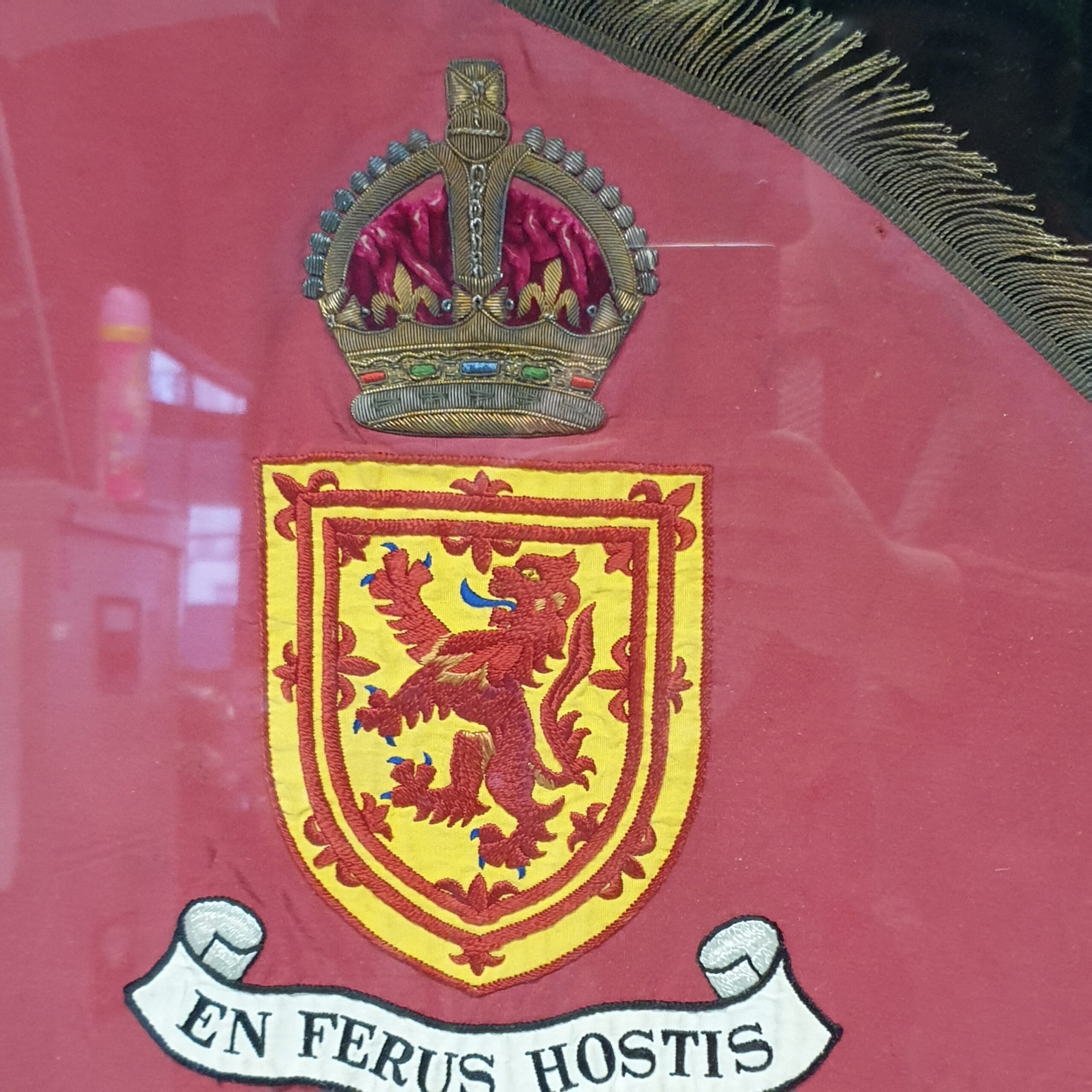 Framed 1st Battalion Scots Guard Trumpet Bagpipe Banner - Image 6