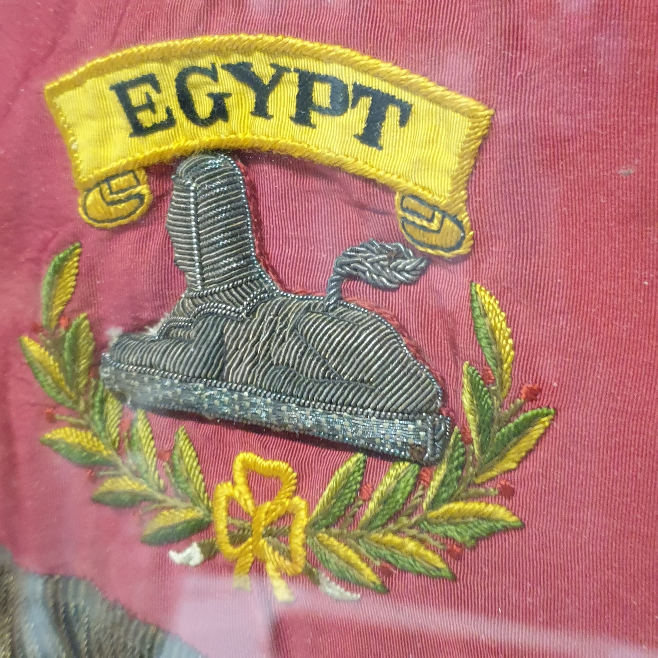 Framed 1st Battalion Scots Guard Trumpet Bagpipe Banner - Image 4