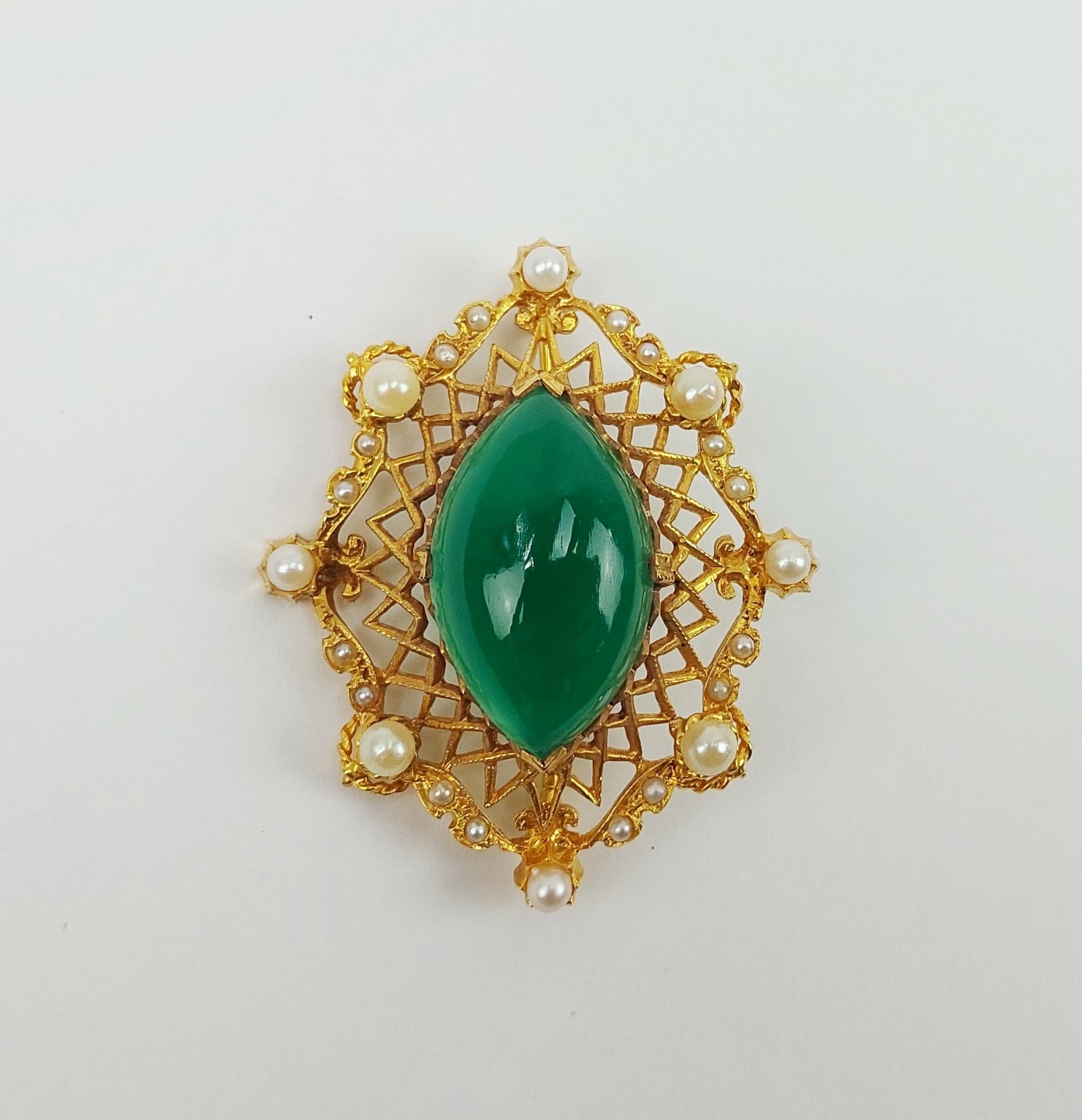 9ct Yellow Gold Green Agate & Pearl Brooch - Image 2