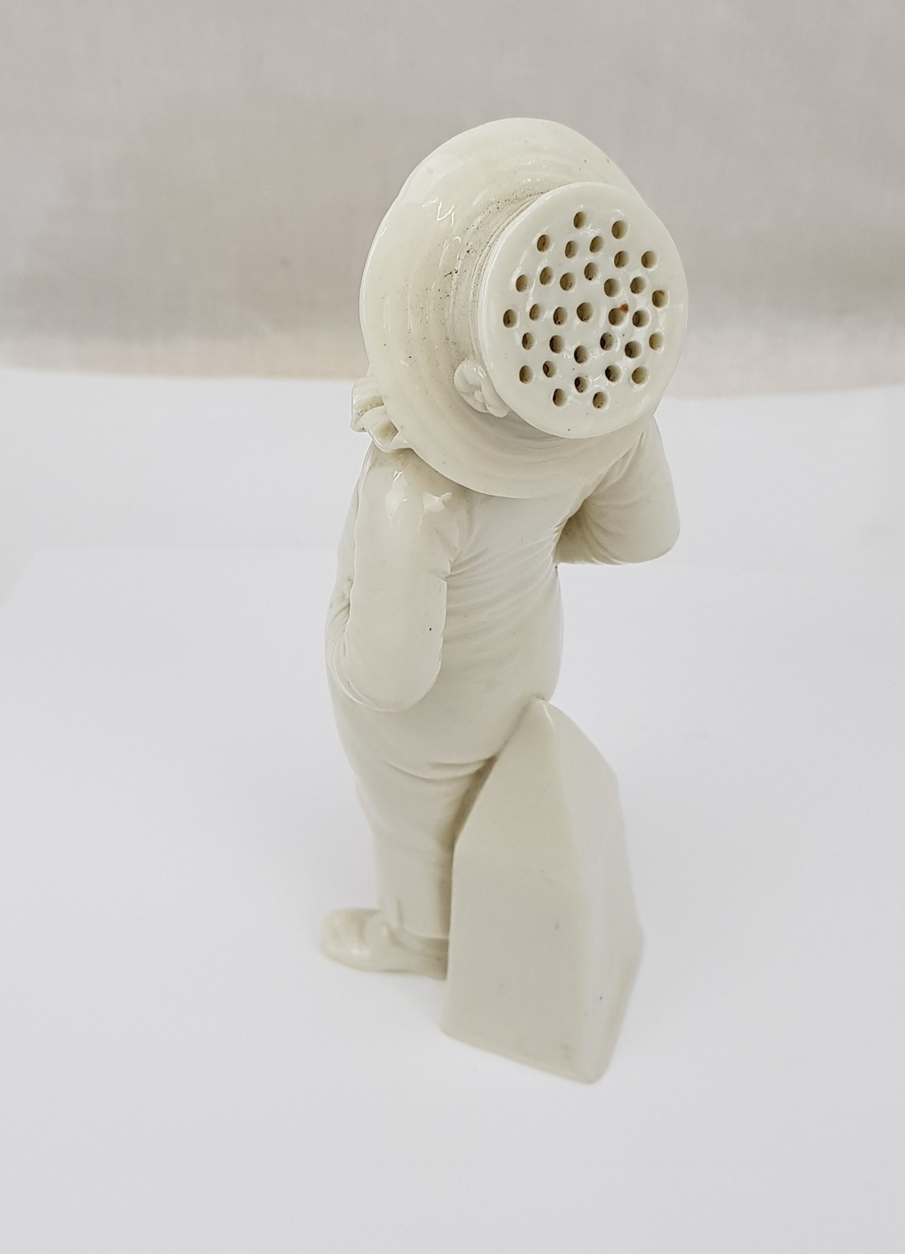 Victorian Royal Worcester James Hadley Boy Sugar Sifter - Image 4