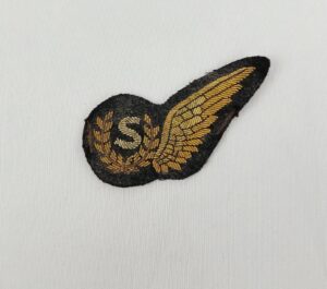WW2 RAF Signaller Wings Cloth Badge