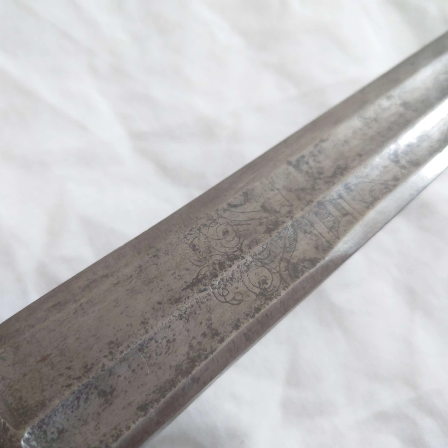 17th Century Broadsword - Image 9