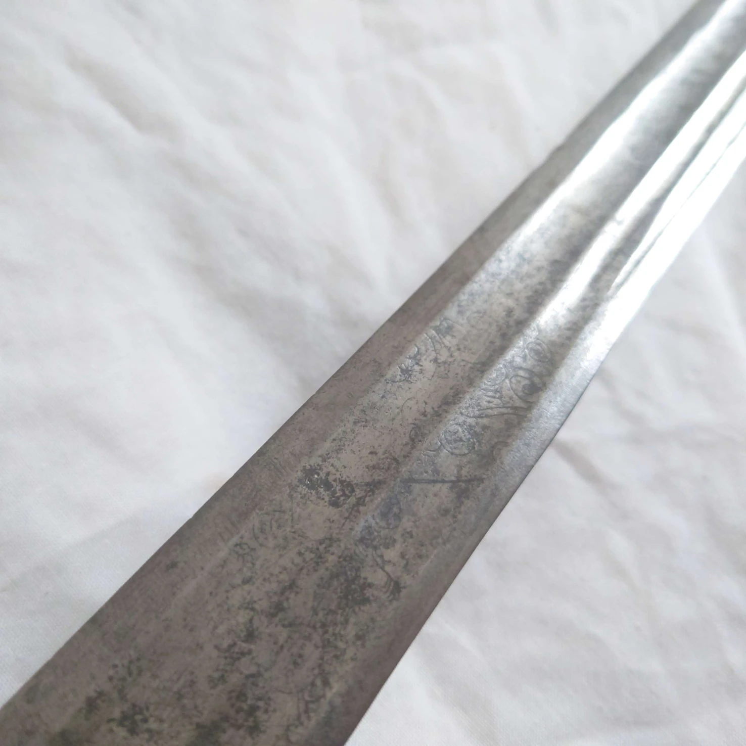 17th Century Broadsword - Image 6