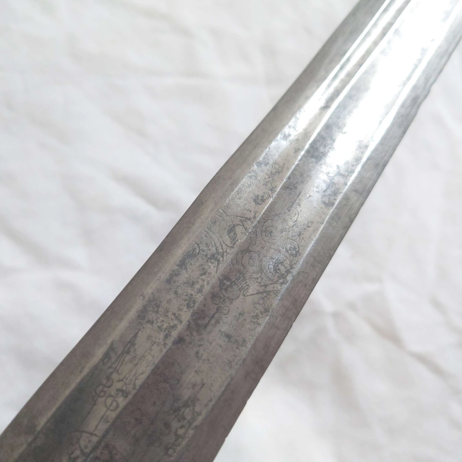 17th Century Broadsword - Image 12