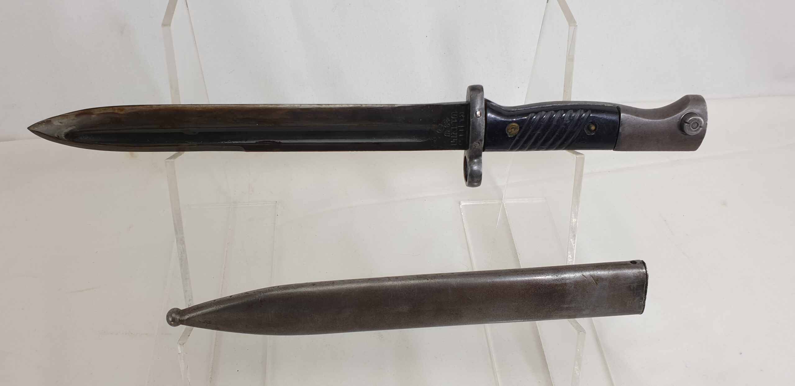 Bolt action Israeli Mauser KP8 Rifle with Bayonet and sling 7.62 cal by FN Deactivated - Image 10