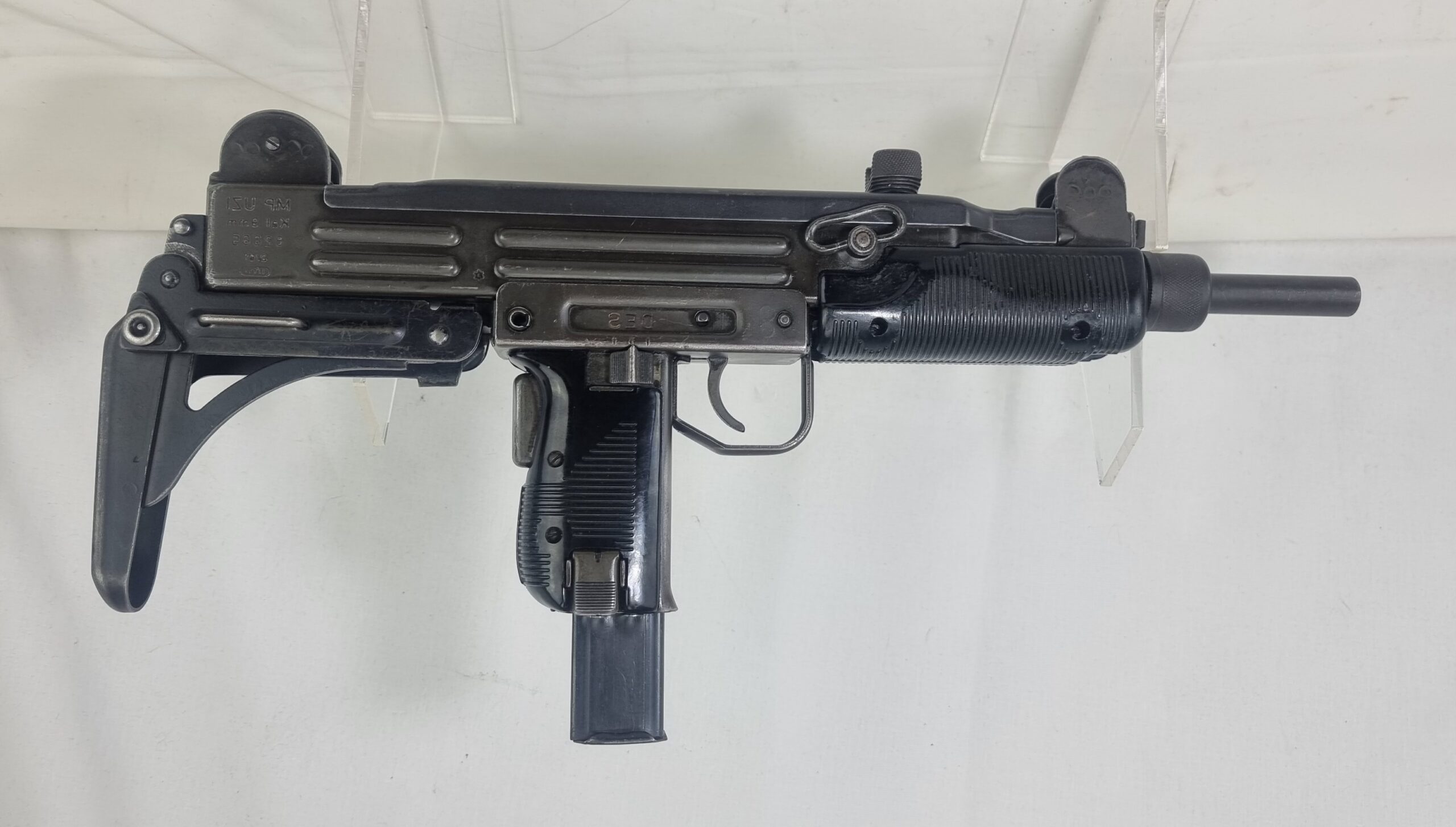 Israeli UZI Sub-Machine Gun 9mm Calibre
