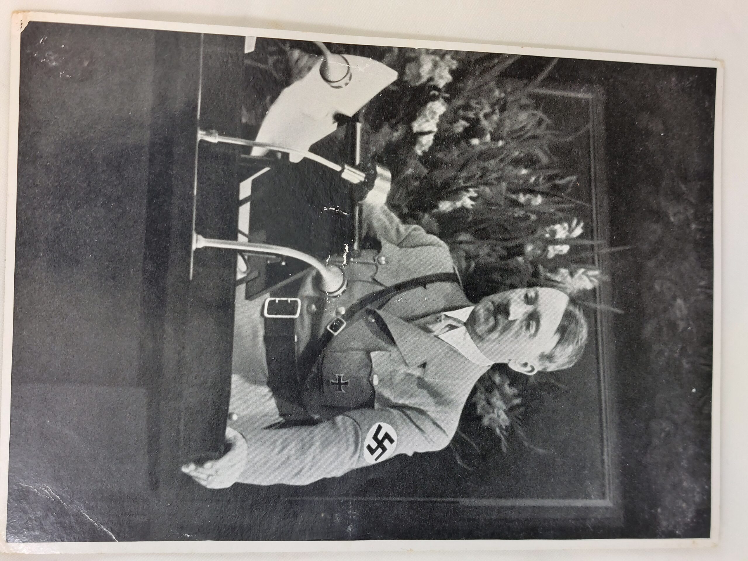Large Hitler Cigarette Card. Sammelwerk Nr. 15 'Adolf Hitler', Bild Nr. 35, Gruppe 63