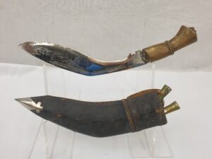 Nepalese Kukri With 2 Accessory Knives