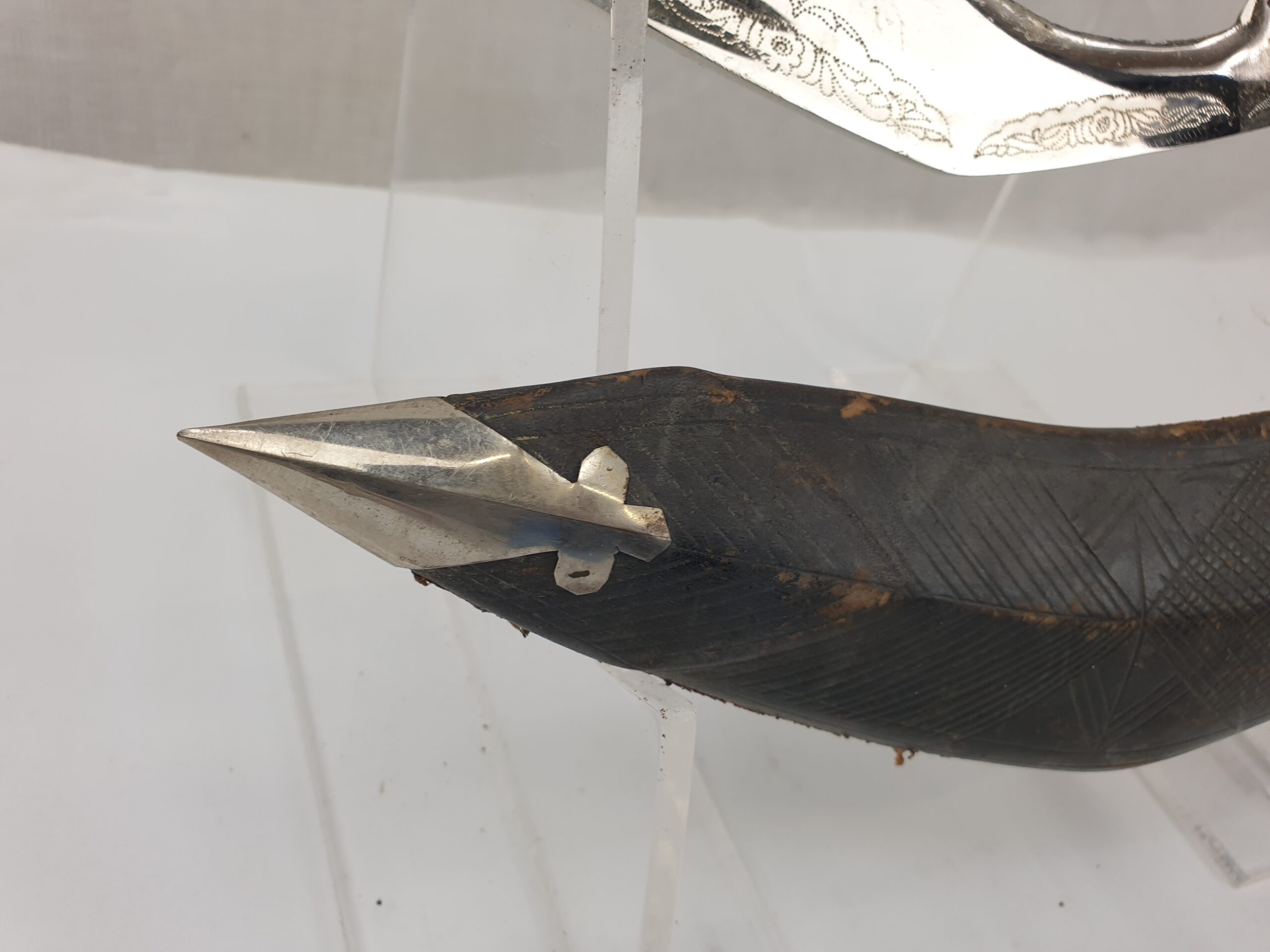 Nepalese Kukri With 2 Accessory Knives - Image 6