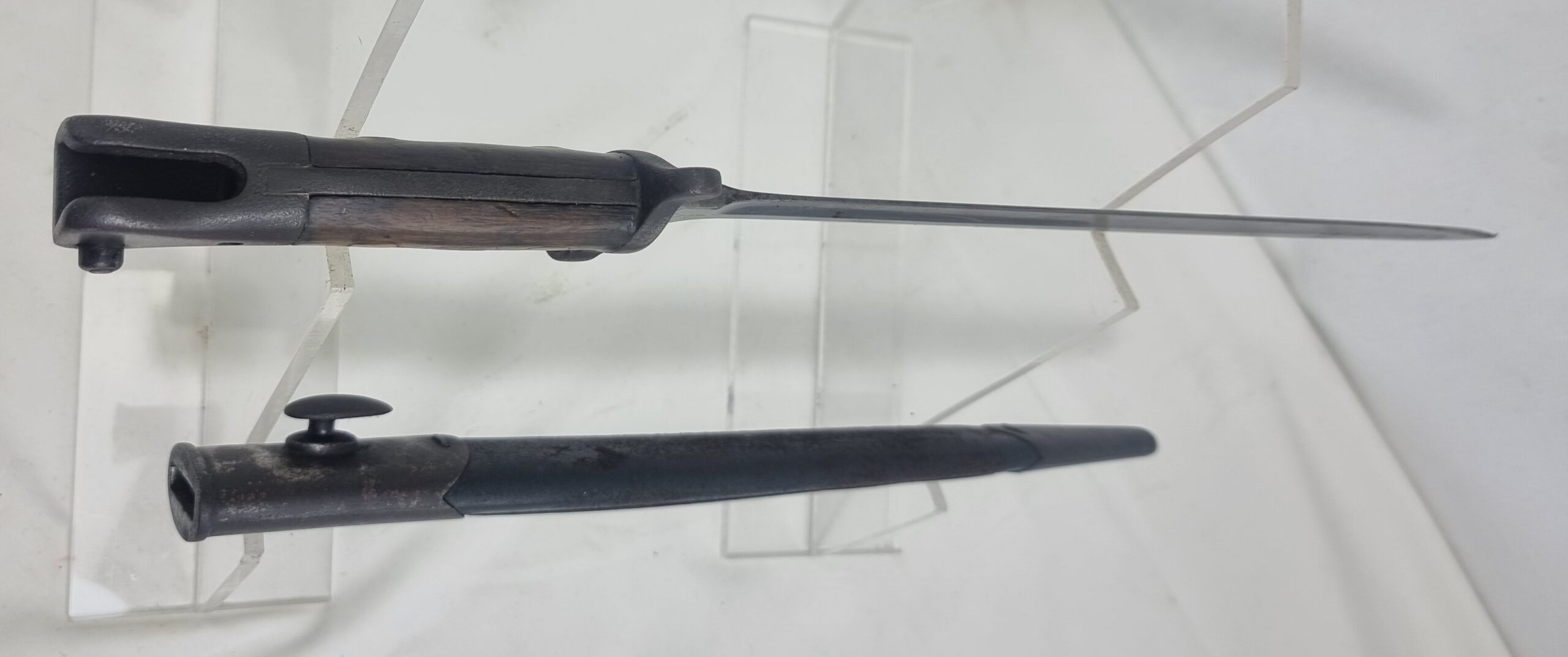 Original Lee Metford 1888 Bayonet and Scabbard - Image 5