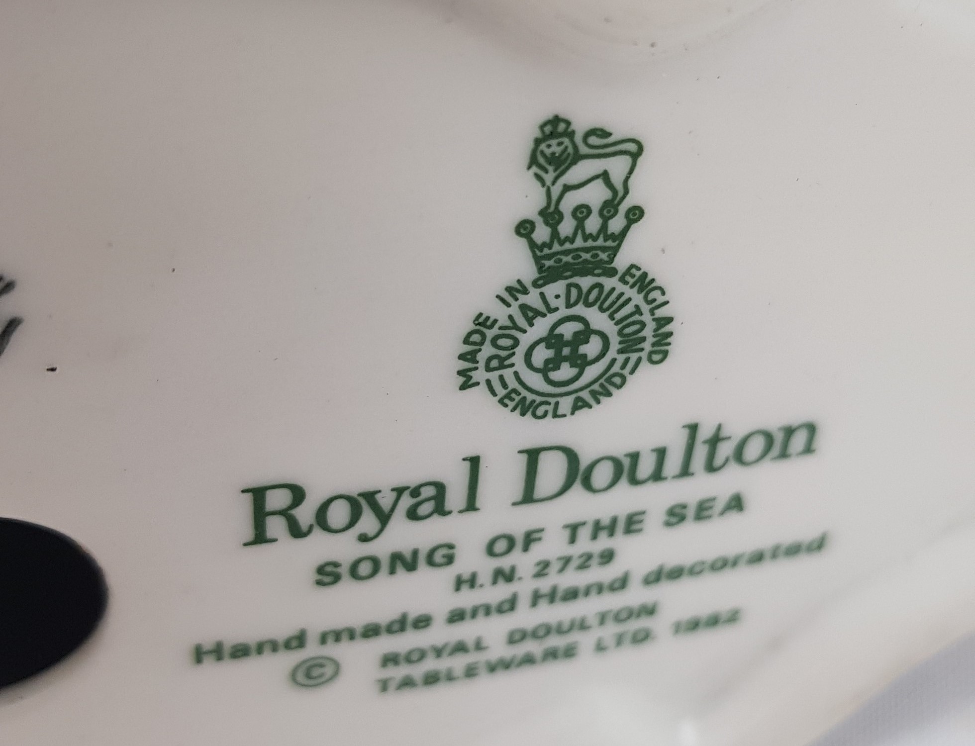 Royal Doulton 1982 HN 2729 Song Of The Sea Figurine - Image 4