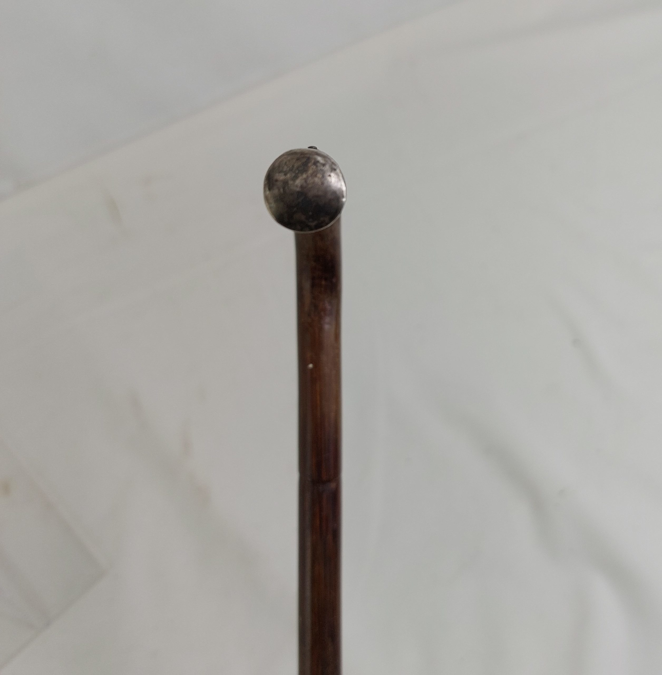 Elegant Ladies Bamboo and Silver Tipped Walking Stick - Image 3