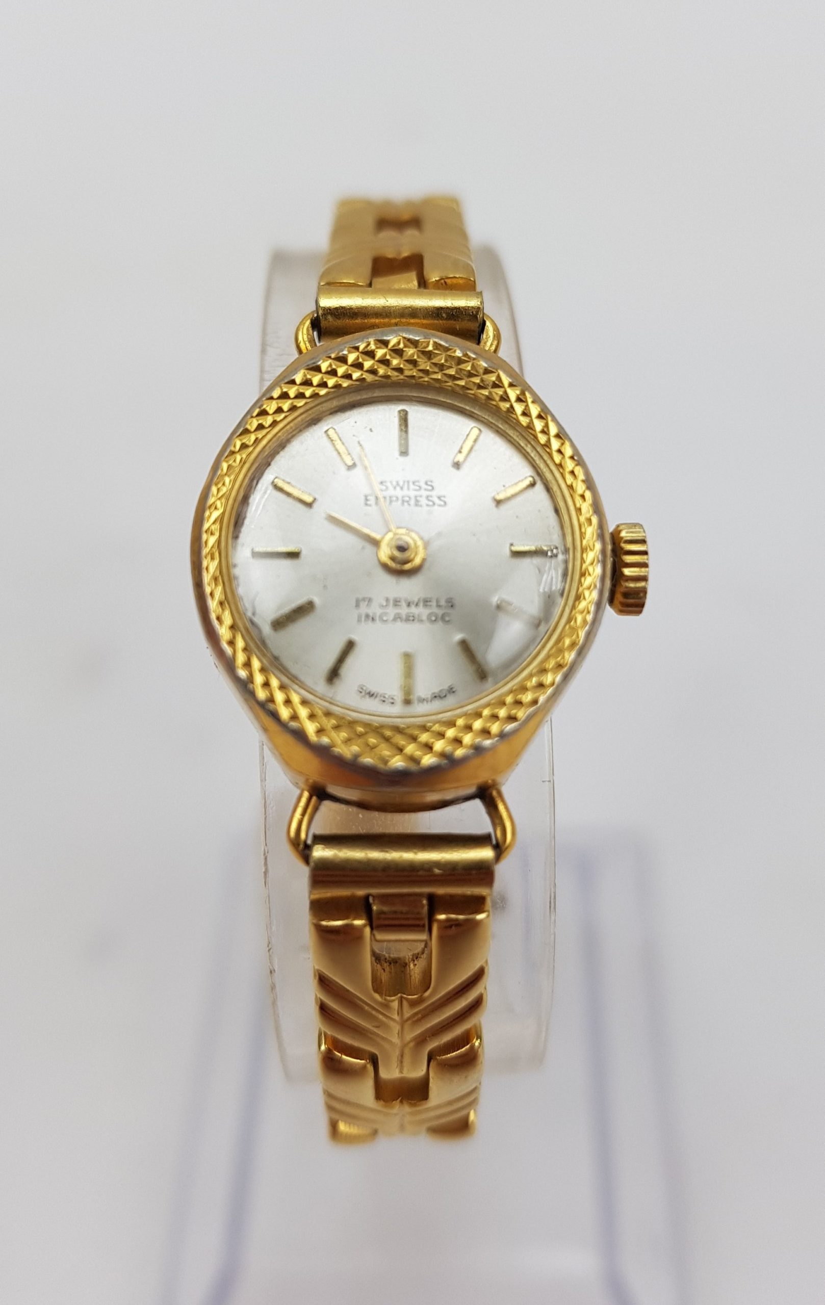 Vintage Ladies Gold Plated Swiss Empress 17 Jewel Manual Wind Ladies Watch - Image 3