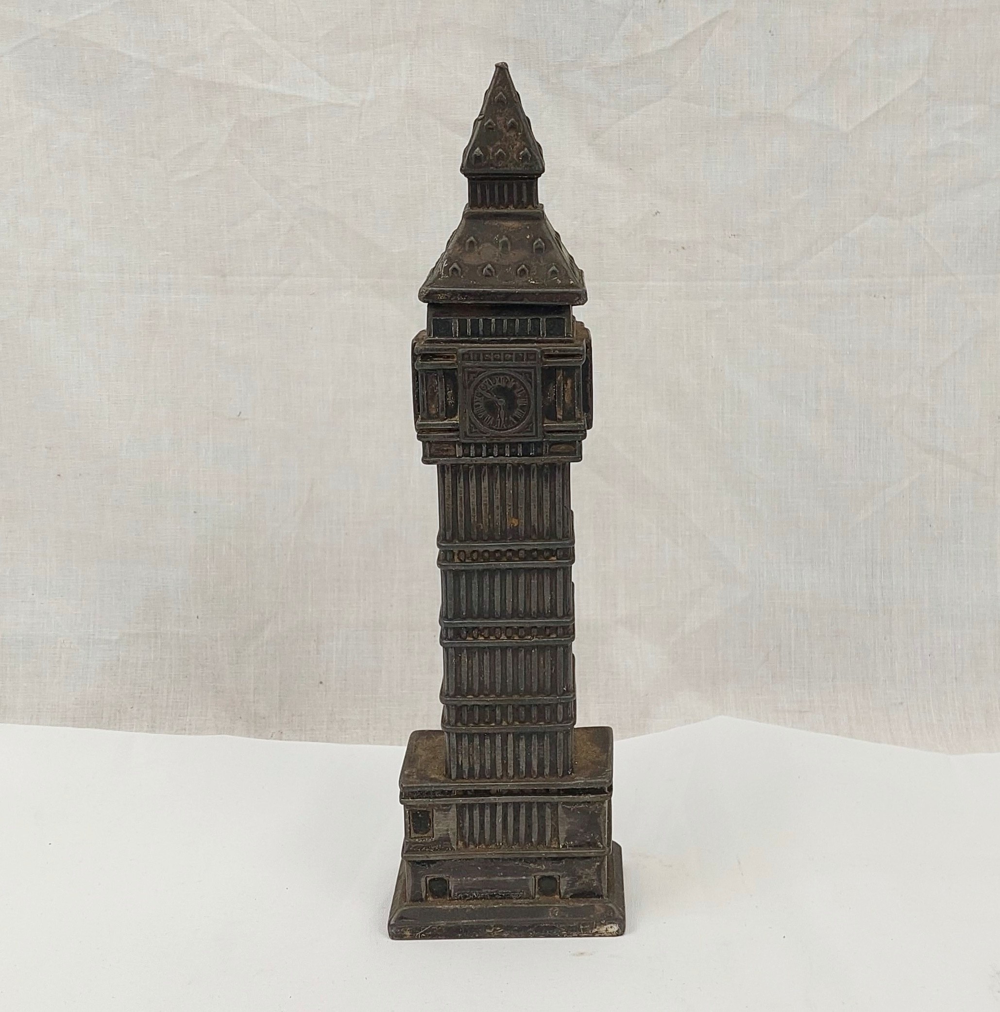 1930s Big Ben Metal Table Lighter
